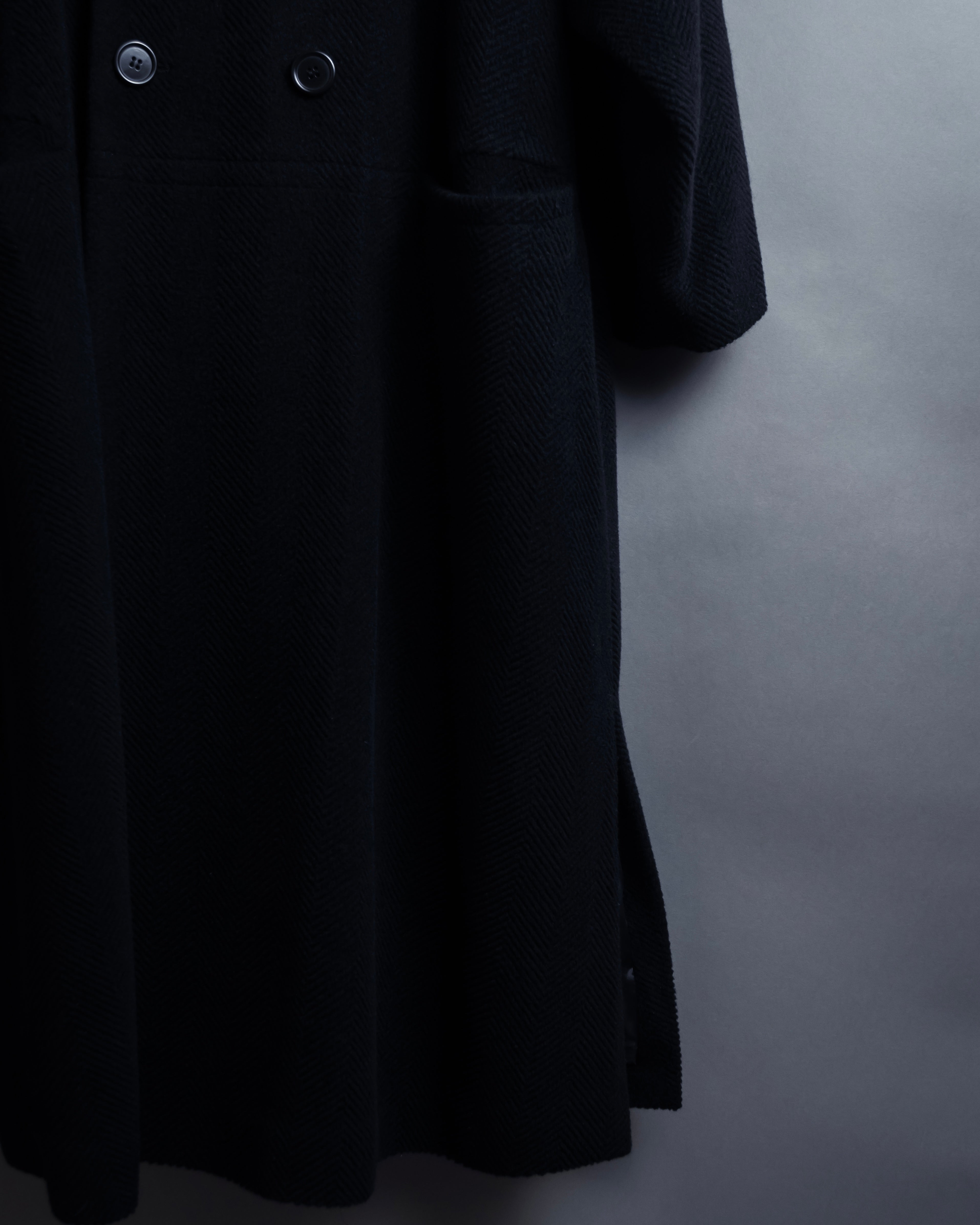 -SPECIAL- "YVES SAINT LAURENT"
80's-90's Raglan sleeves 100% angora stand collar coat