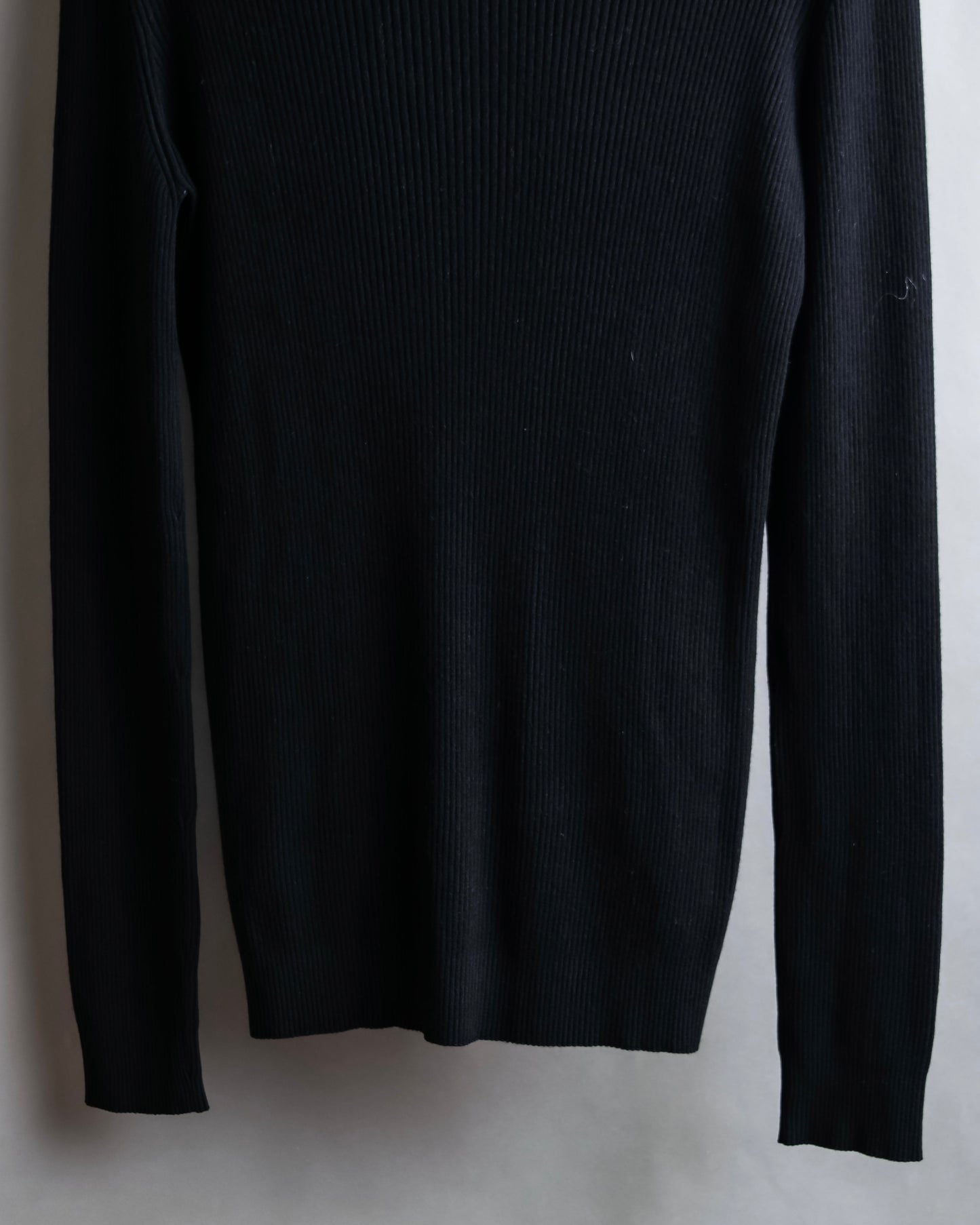 "PRADA" Ribbed black color pullover knit