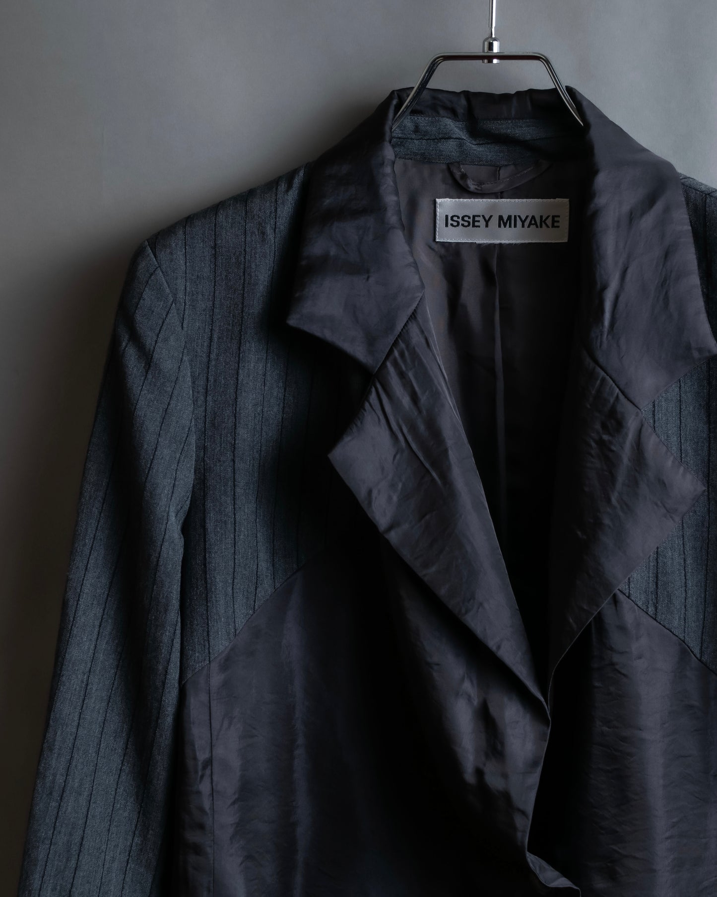 "ISSEY MIYAKE" Different material switching design shape pattern tailored jacket