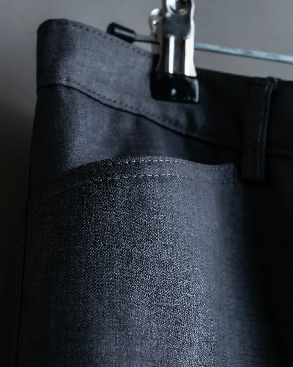 "CHANEL" 100% wool wide tapered slacks