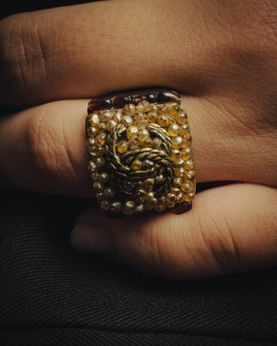 -SPECIAL- “CHANEL” 2000AW Glass pearl embellished CC statement ring