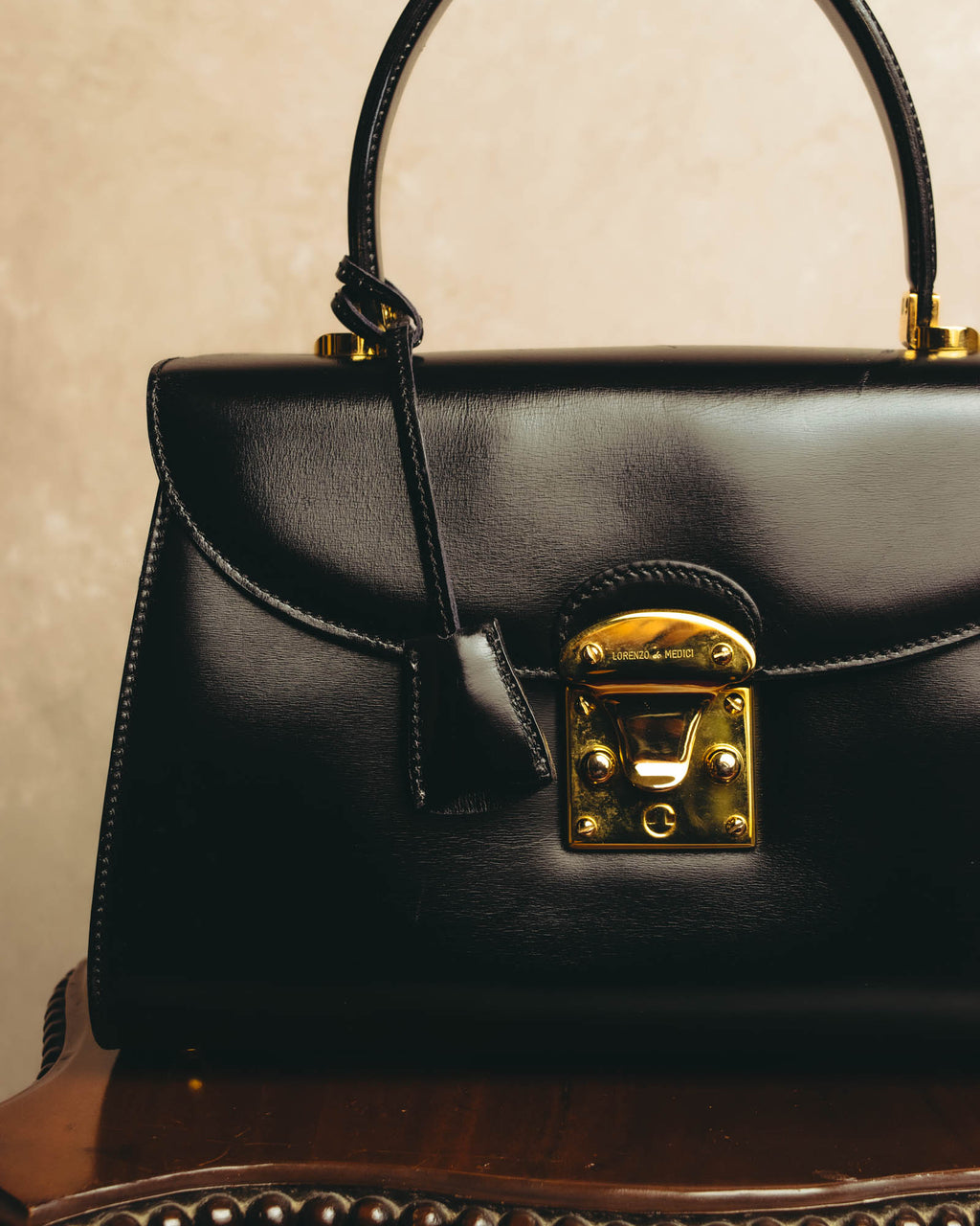 "LORENZO de MEDICI" 80's-00's Structured leather top handle handbag