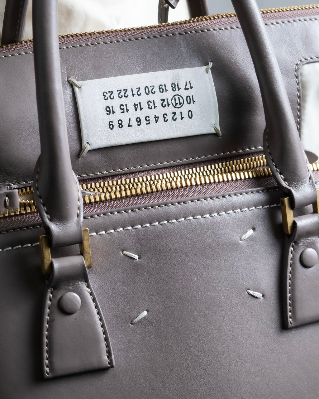 "MAISON MARGIELA" 5AC medium 2way handbag