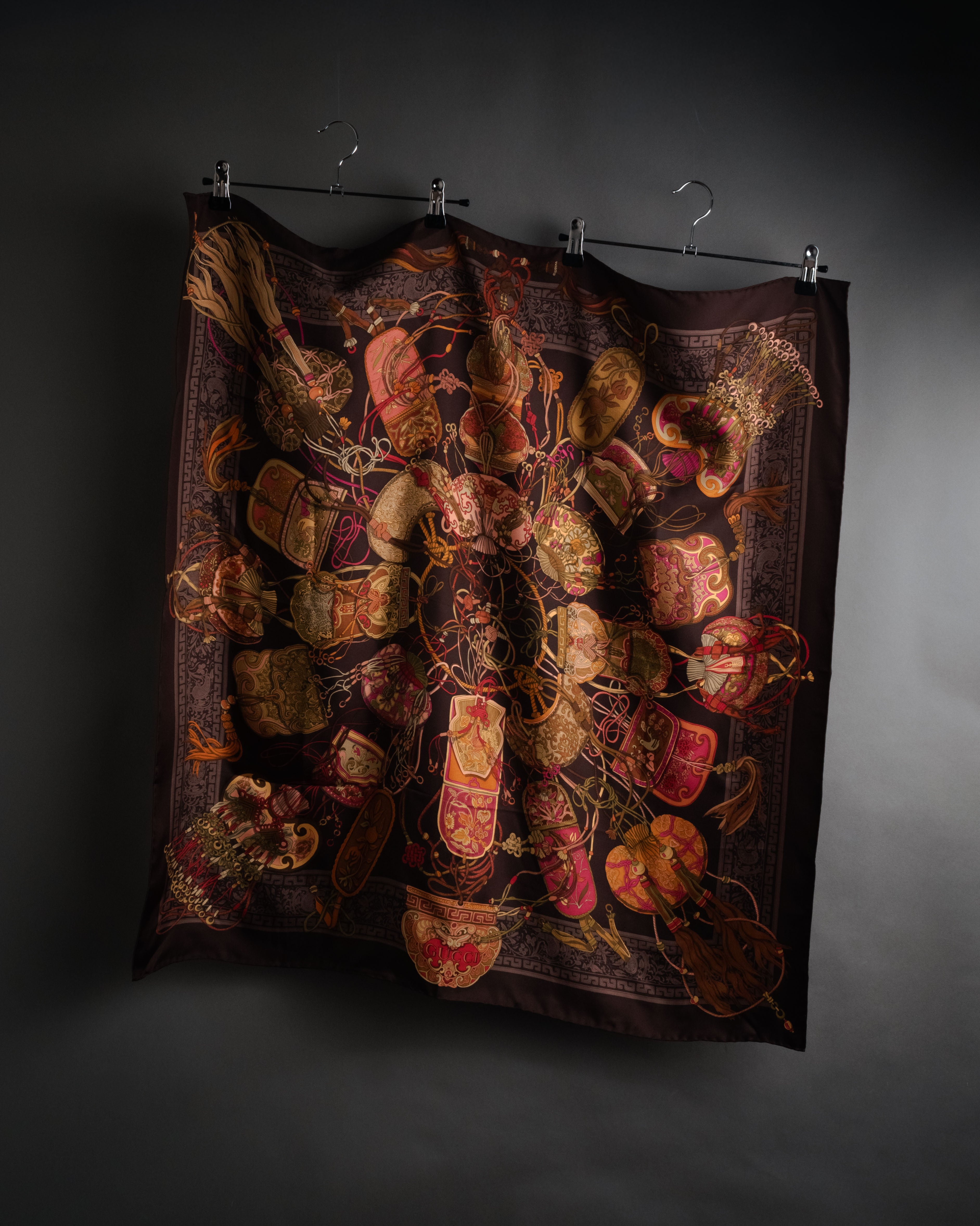 “GUCCI” 90’s Oriental motif silk carré scarf