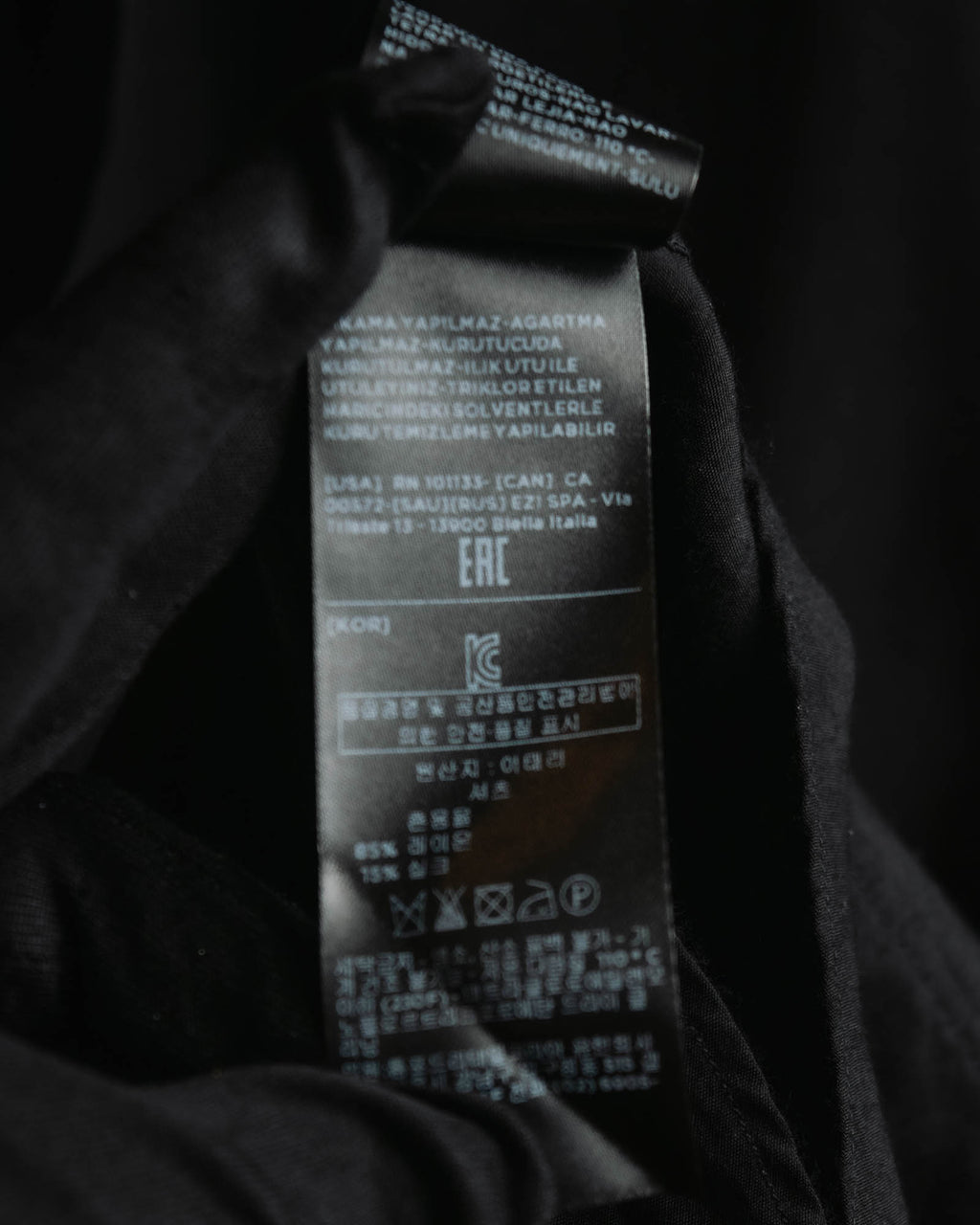"TOM FORD" 2010's Fluid rayon silk classic collar black shirt
