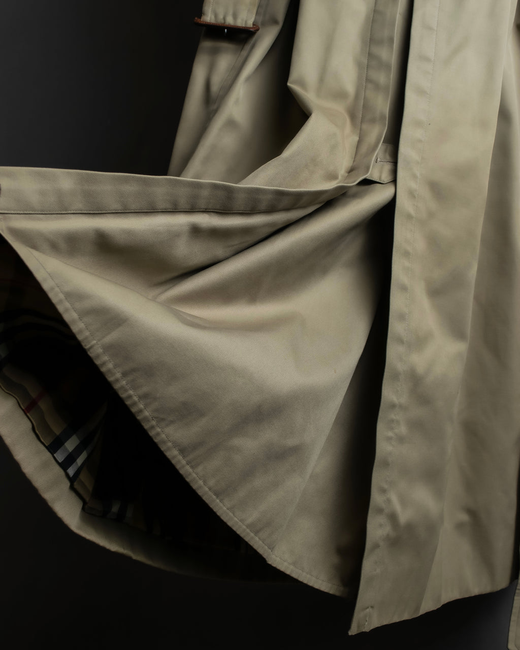 "BURBERRYS" Military detail long trench coat
