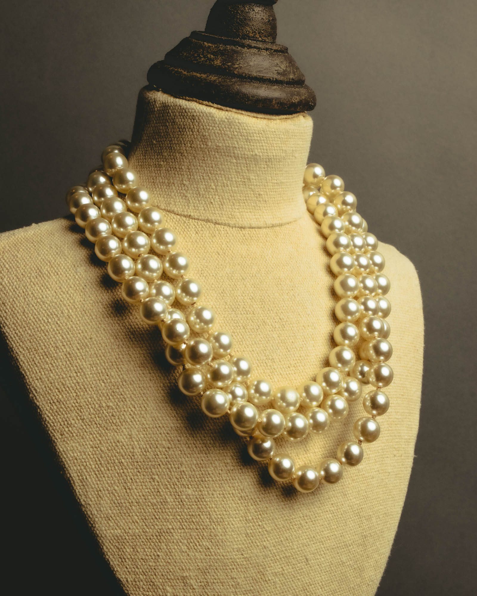 "Salvatore Ferragamo" 80's-90's Gancini three-strand pearl-style necklace