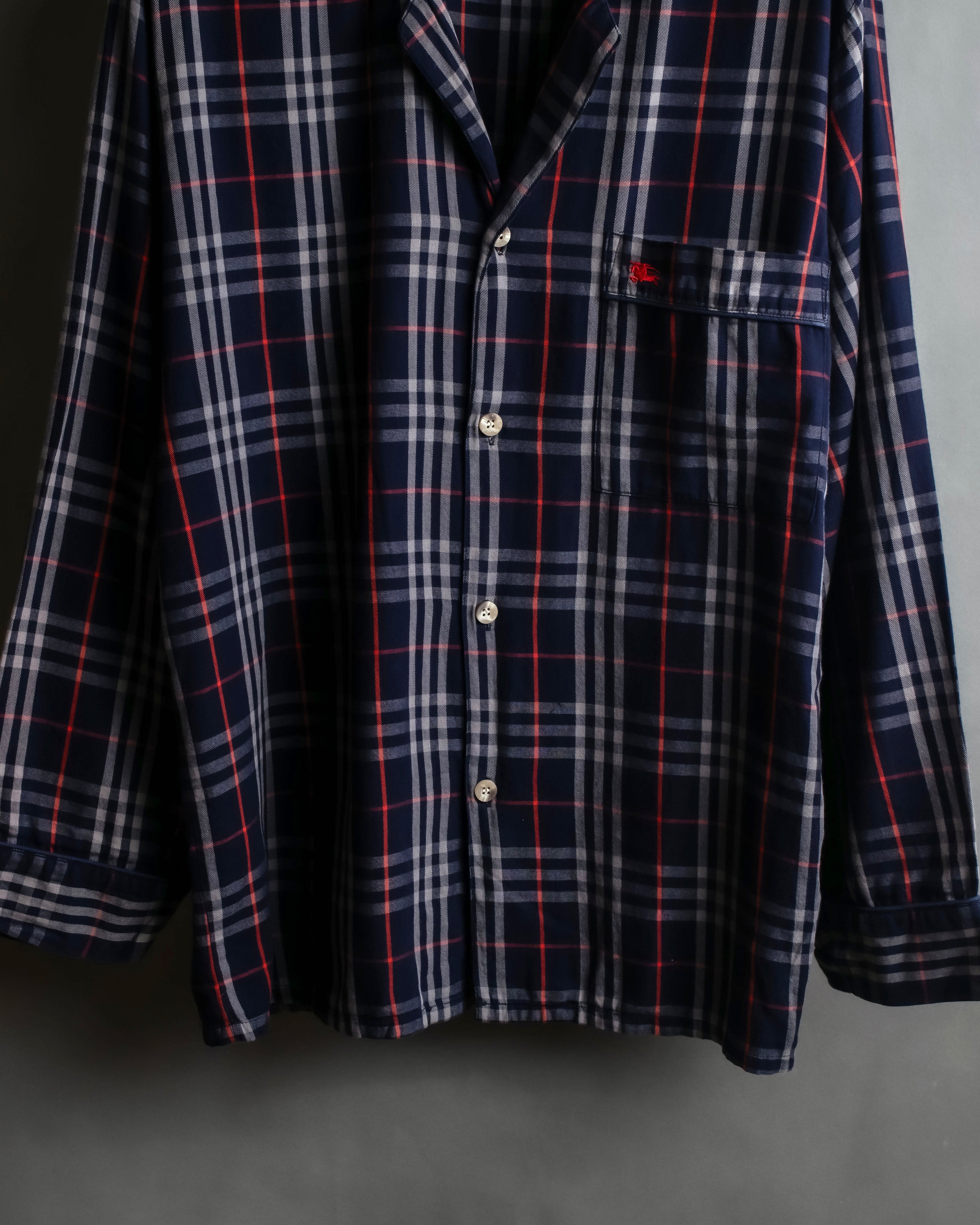 "BURBERRYS" Navy check pattern relaxing pajama shirt