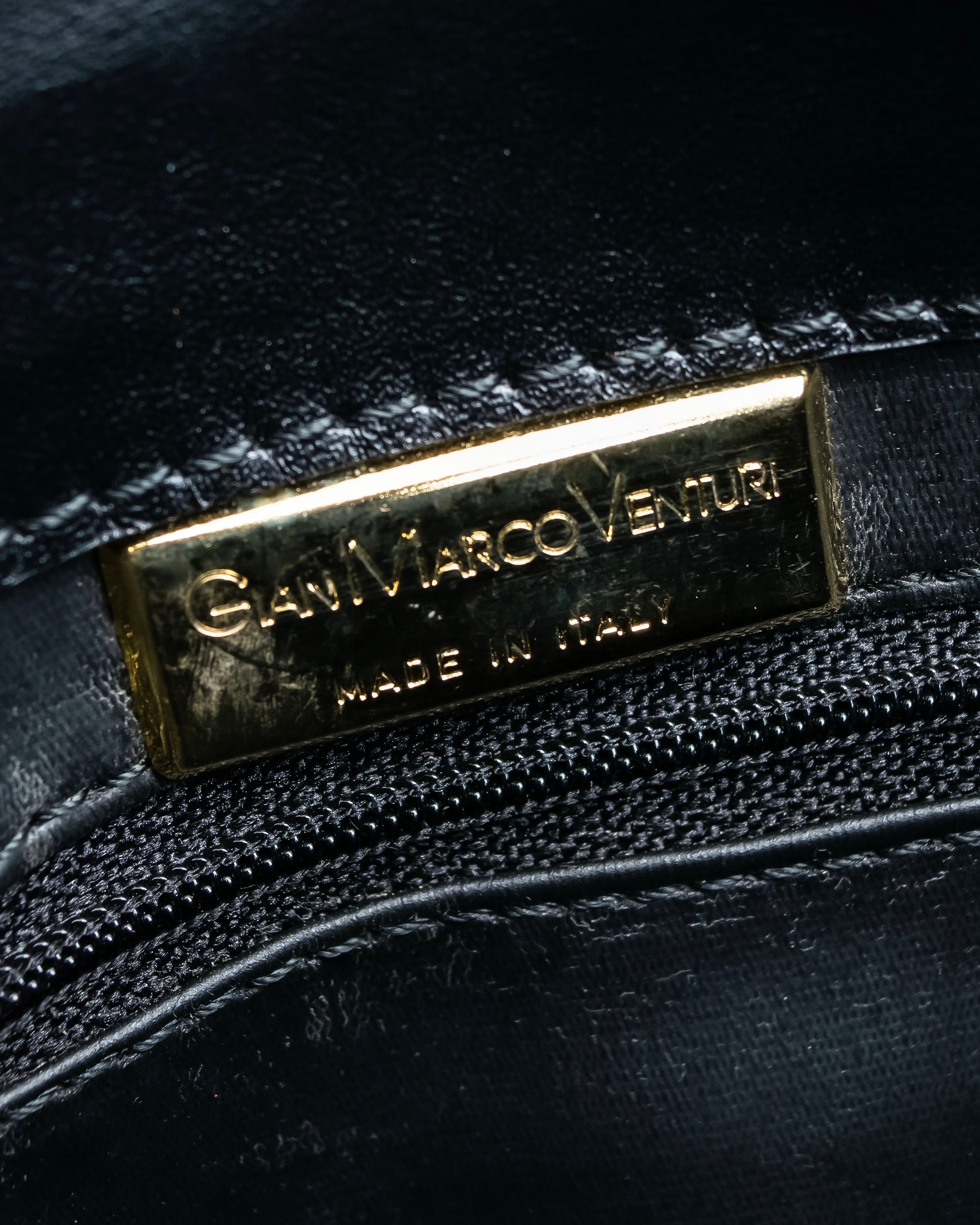 "GIANI MARCO VENTURI" Shape trapezoid leather shoulder bag