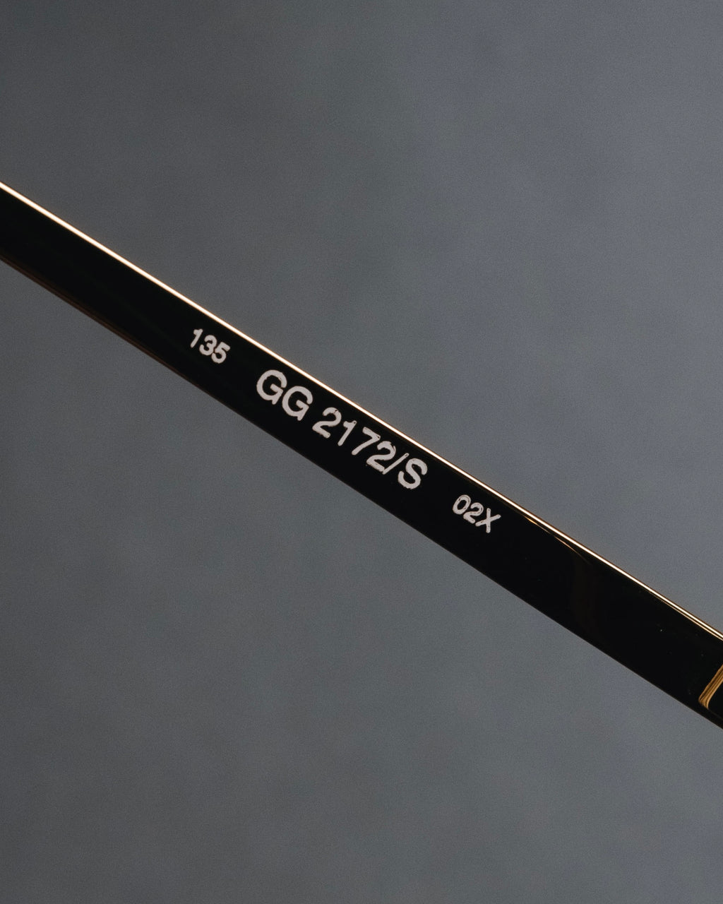 "GUCCI" Sleek oval acetate sunglasses