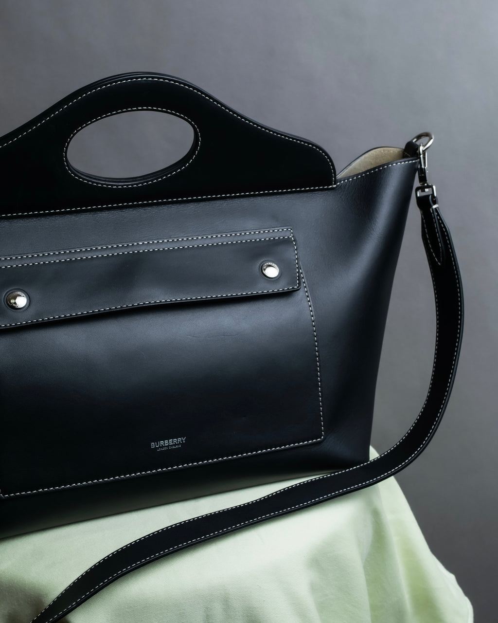 "BURBERRY" Suede switching design 2way shoulder bag