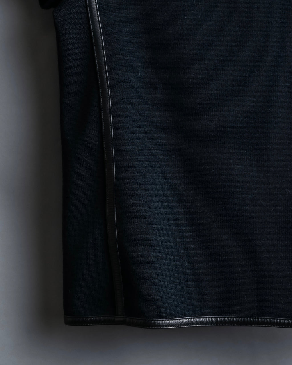 "GUCCI" Leather piping design box sleeve T-shirt