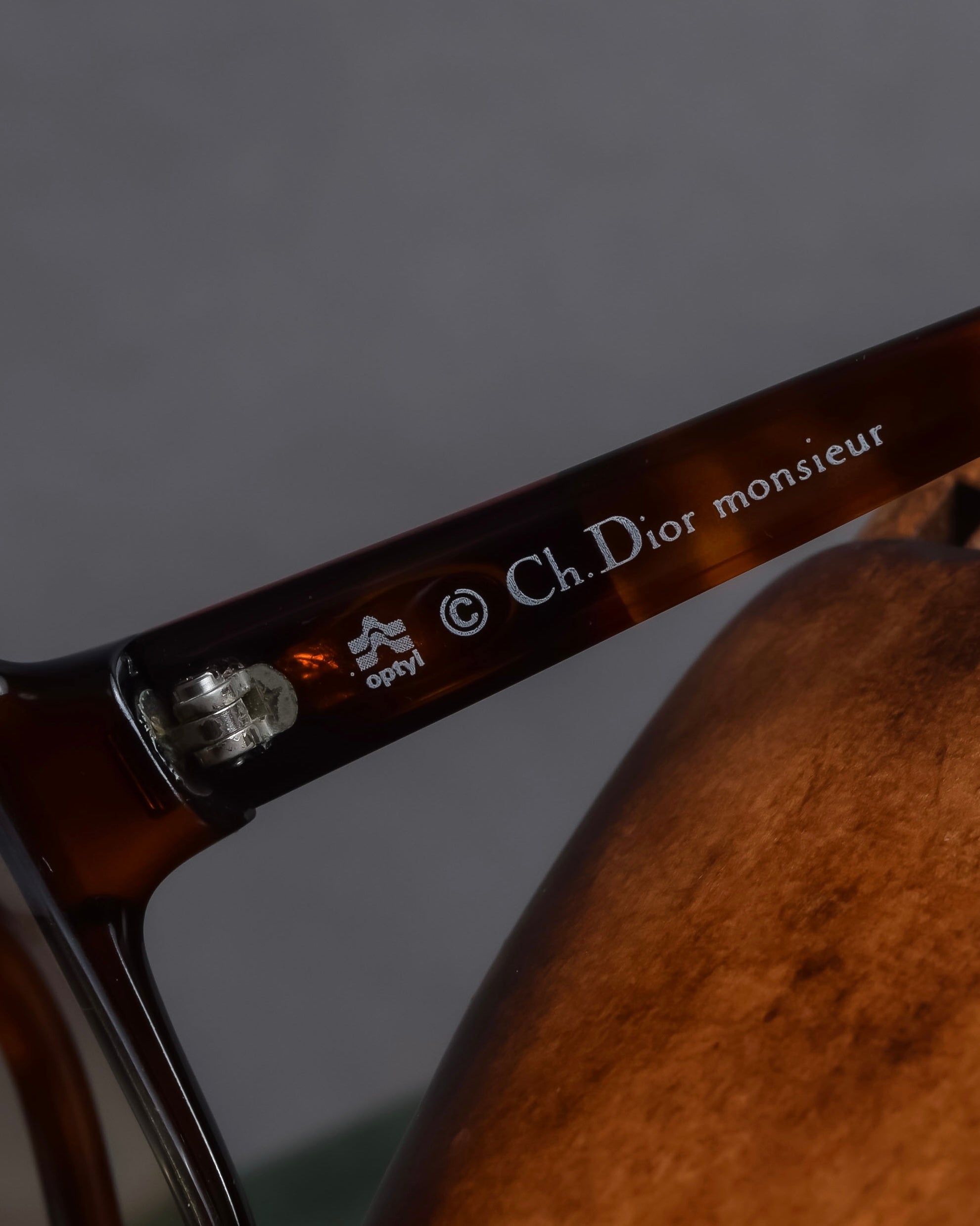 "Christian Dior Monsieur" Red temple gradient frame monsieur sunglasses