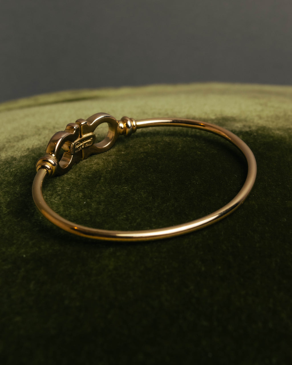 “Salvatore Ferragamo” 90’s-00’s Gancini gold tone bangle bracelet