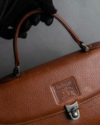 "BURBERRYS" Horizontal design camel grained leather bag