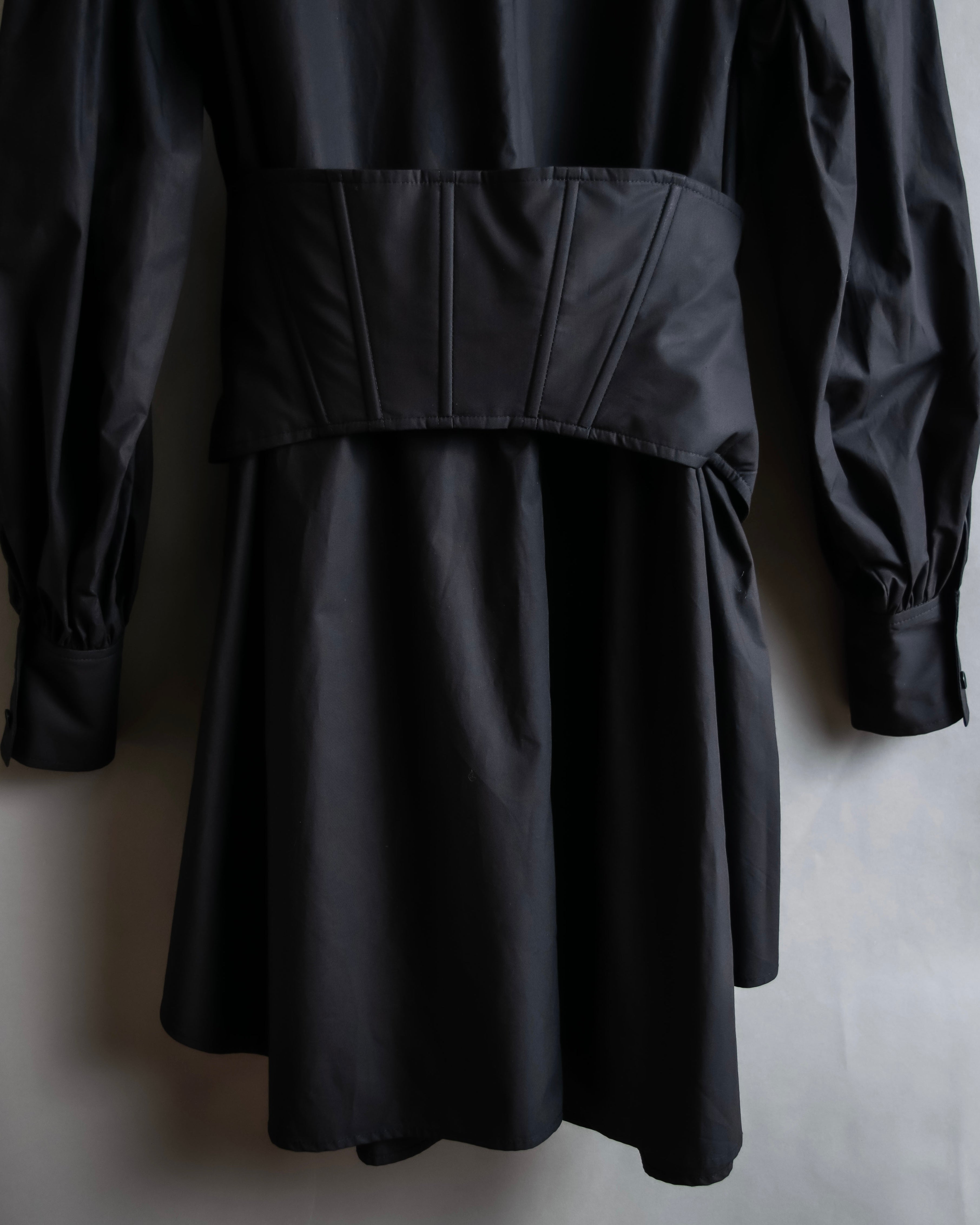"KIMHĒKIM" Bondage corset belt design shirt dress