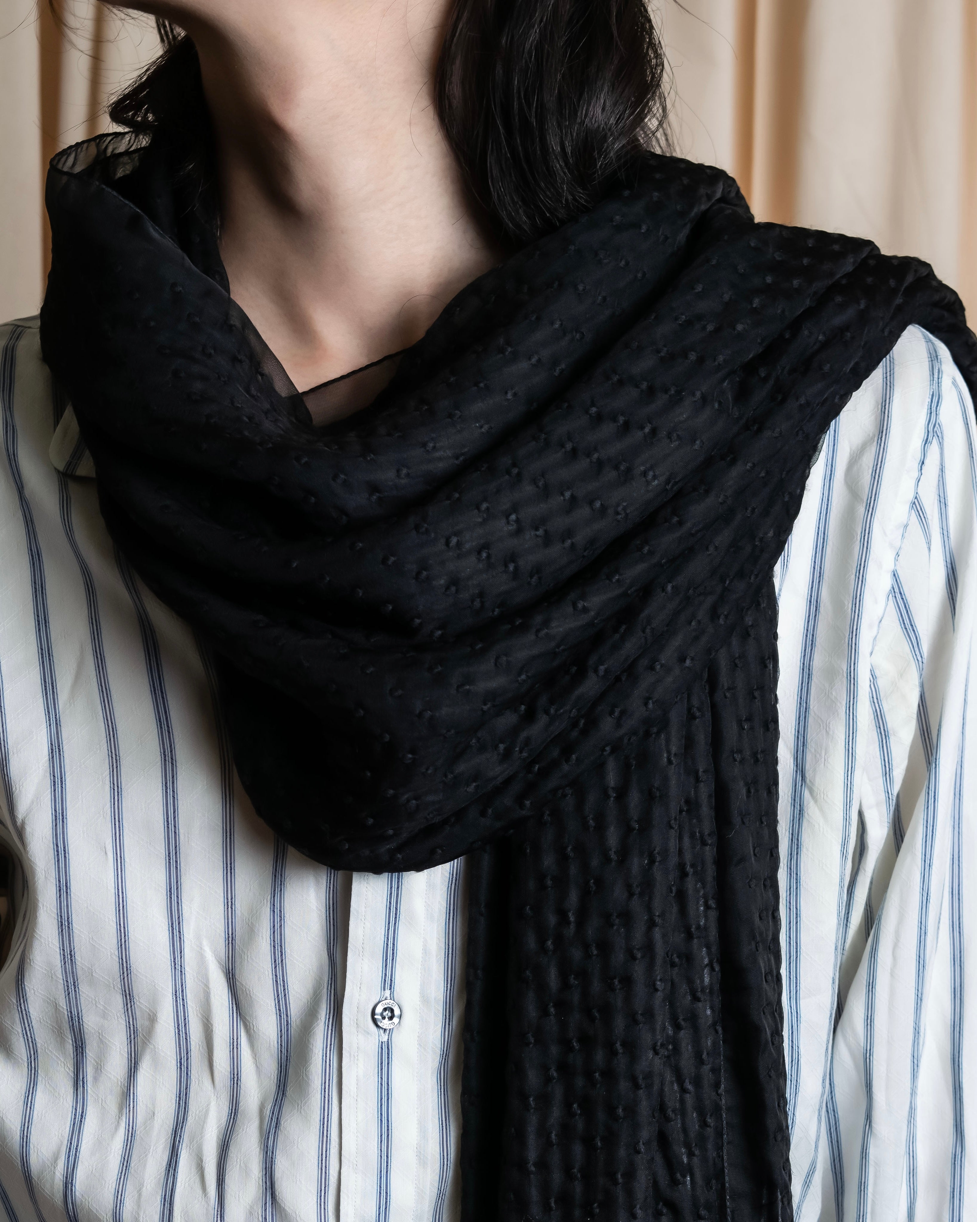 "GIORGIO ARMANI" Waffle low gauge knit fringe design stole