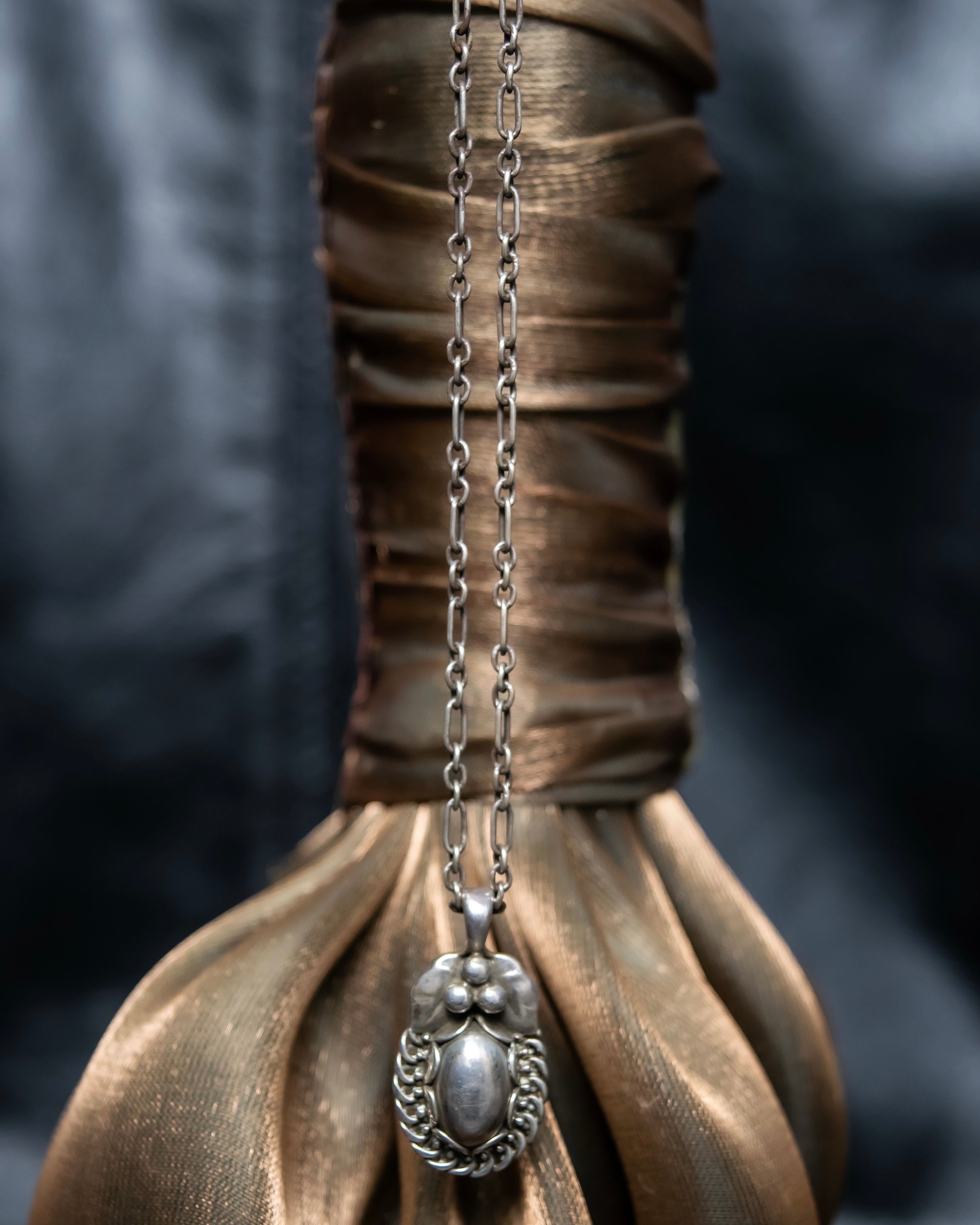 “Georg Jensen” Pendant of the year 1992 silver necklace