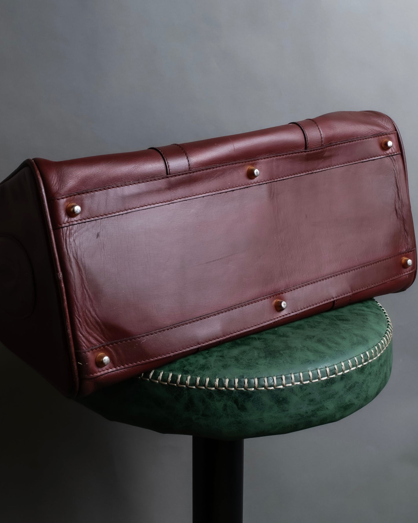 "Cartier" 2C logo engraved bordeaux color boston bag