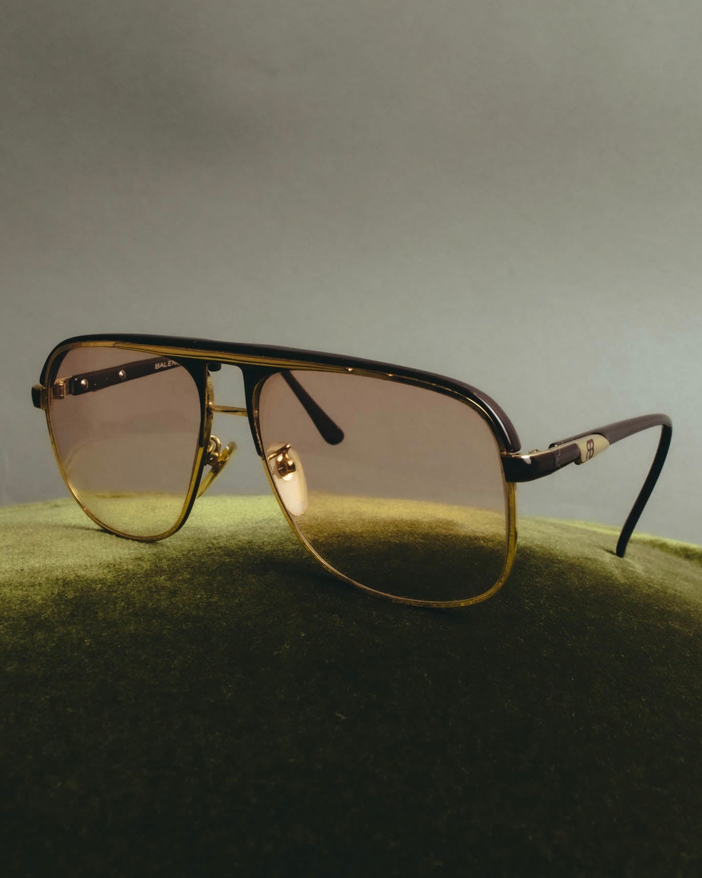"BALENCIAGA" 80's-90's Oversized aviator sunglasses