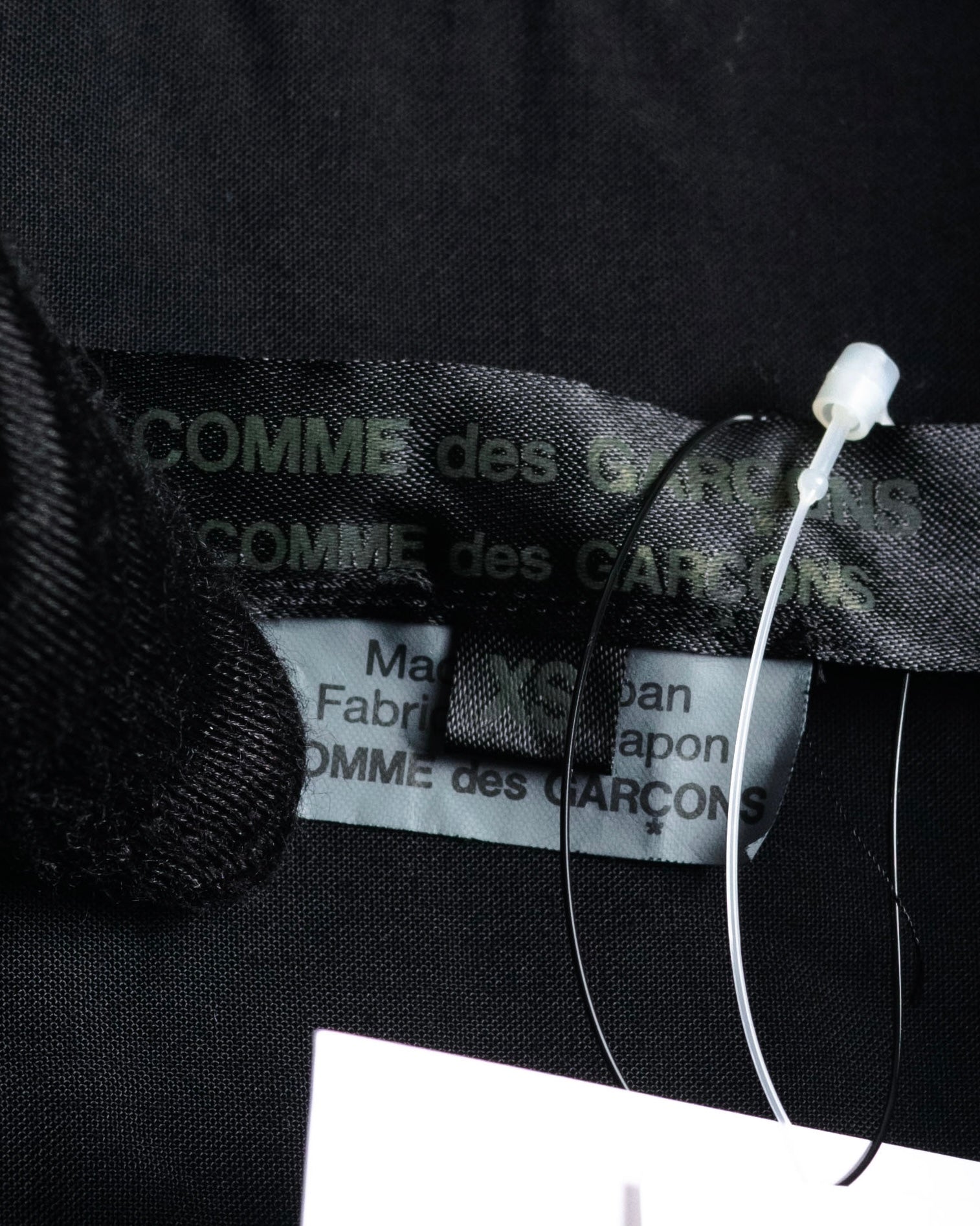 “COMME des GARCONS” 2022SS  Fringed dress shirt