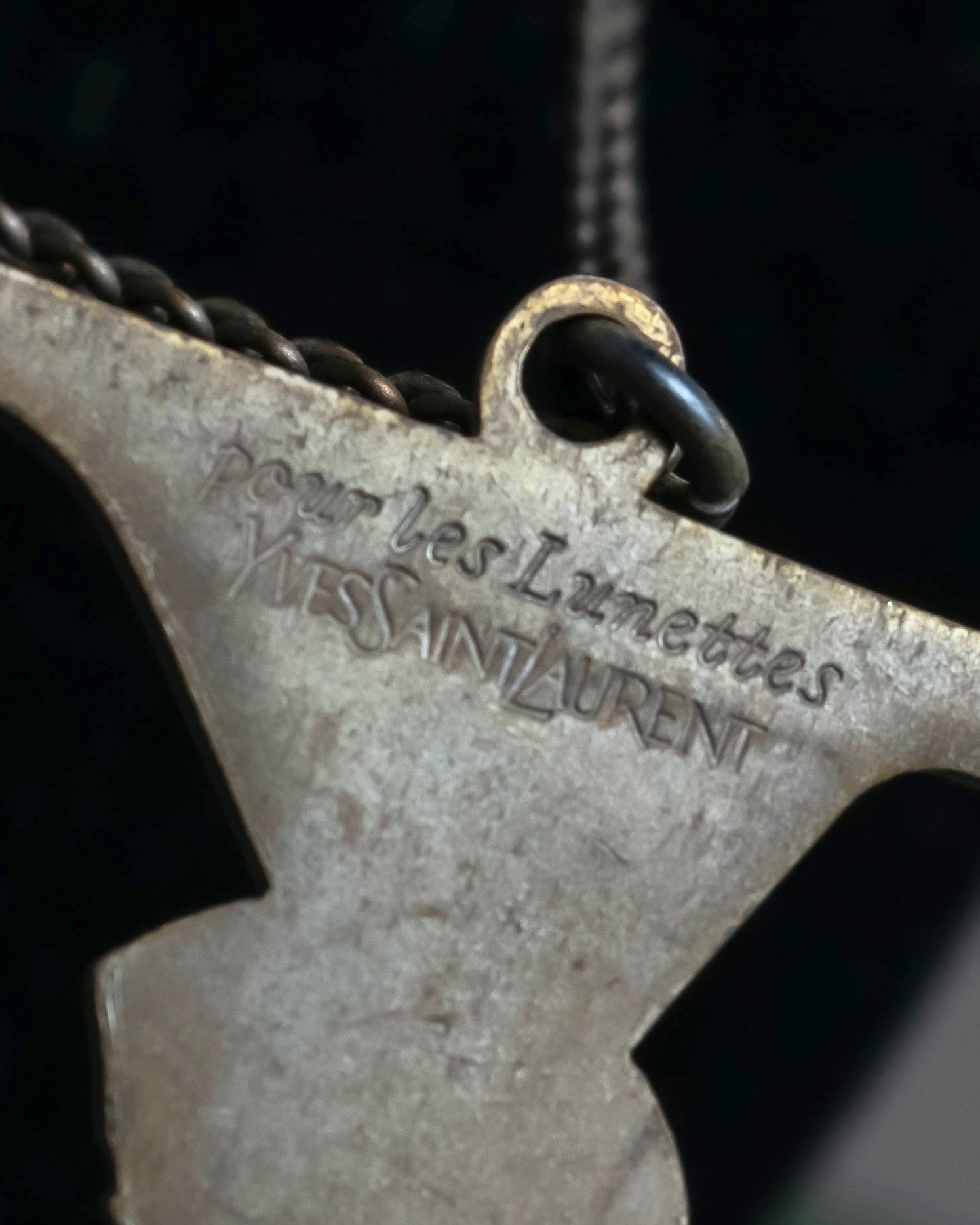 "YVES SAINT LAURENT" Cassandra logo motif silver necklace