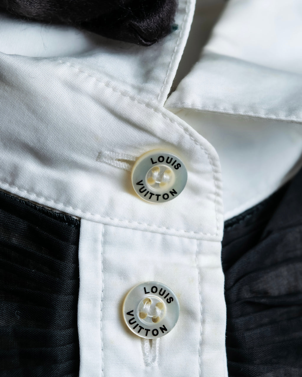 "LOUIS VUITTON" Ribbon frill design regular collar shirt