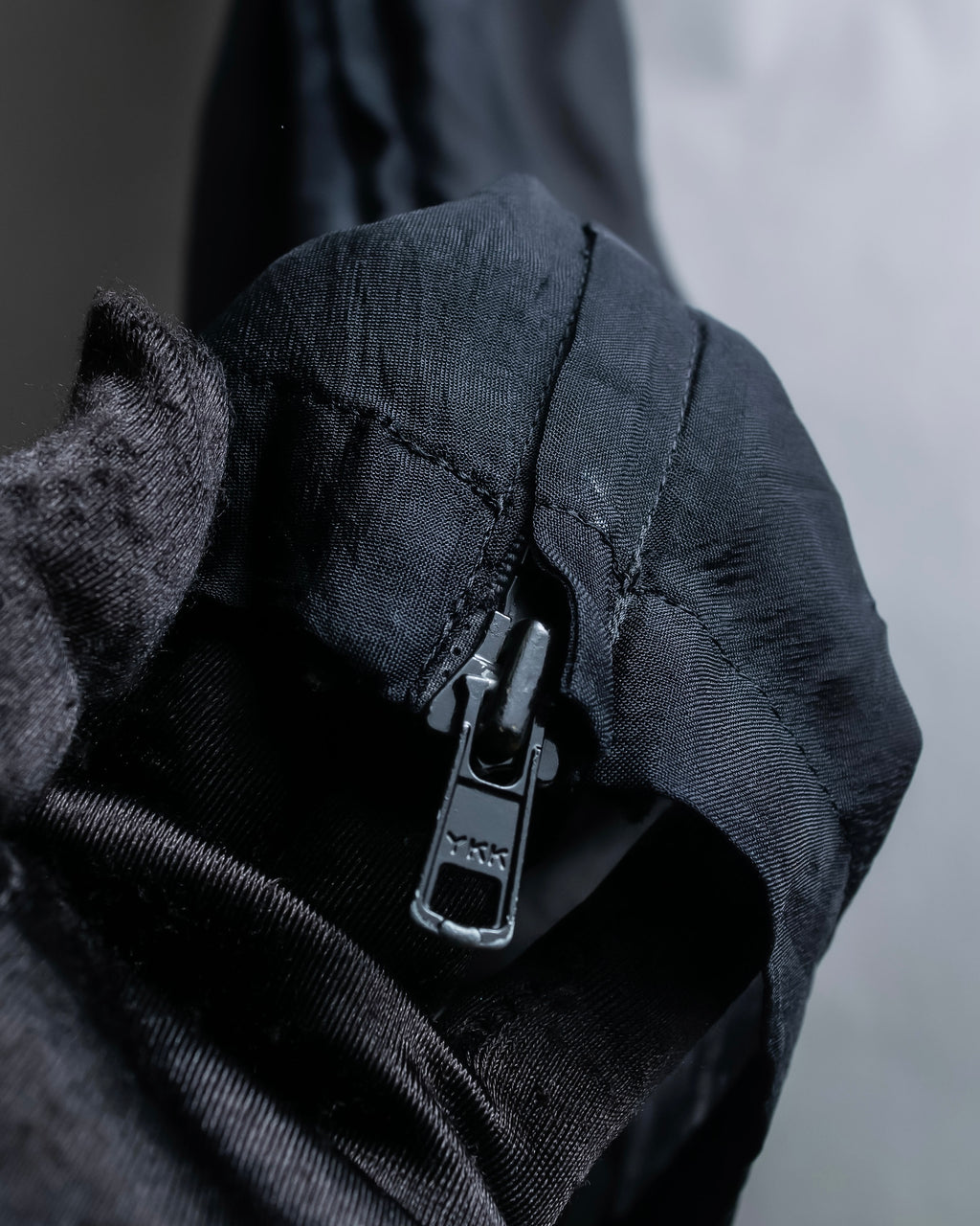 "YOHJI YAMAMOTO" 1996SS Double zipper design sheer rayon flare skirt