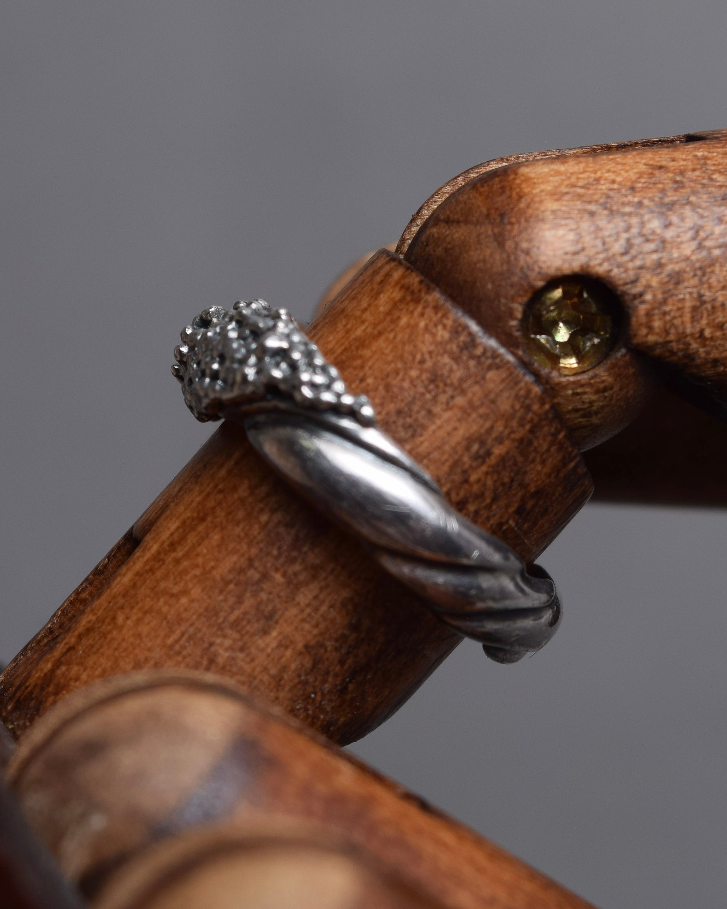 "GEORG JENSEN" Delicate bead top oversized silver ring