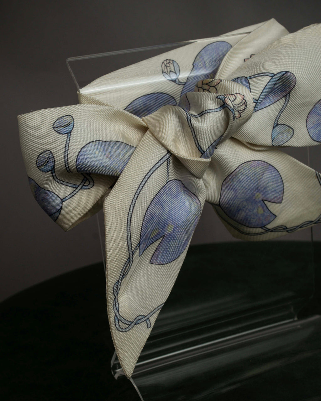 "HERMES" Un Jardin Sur le Nil silk twilly scarf