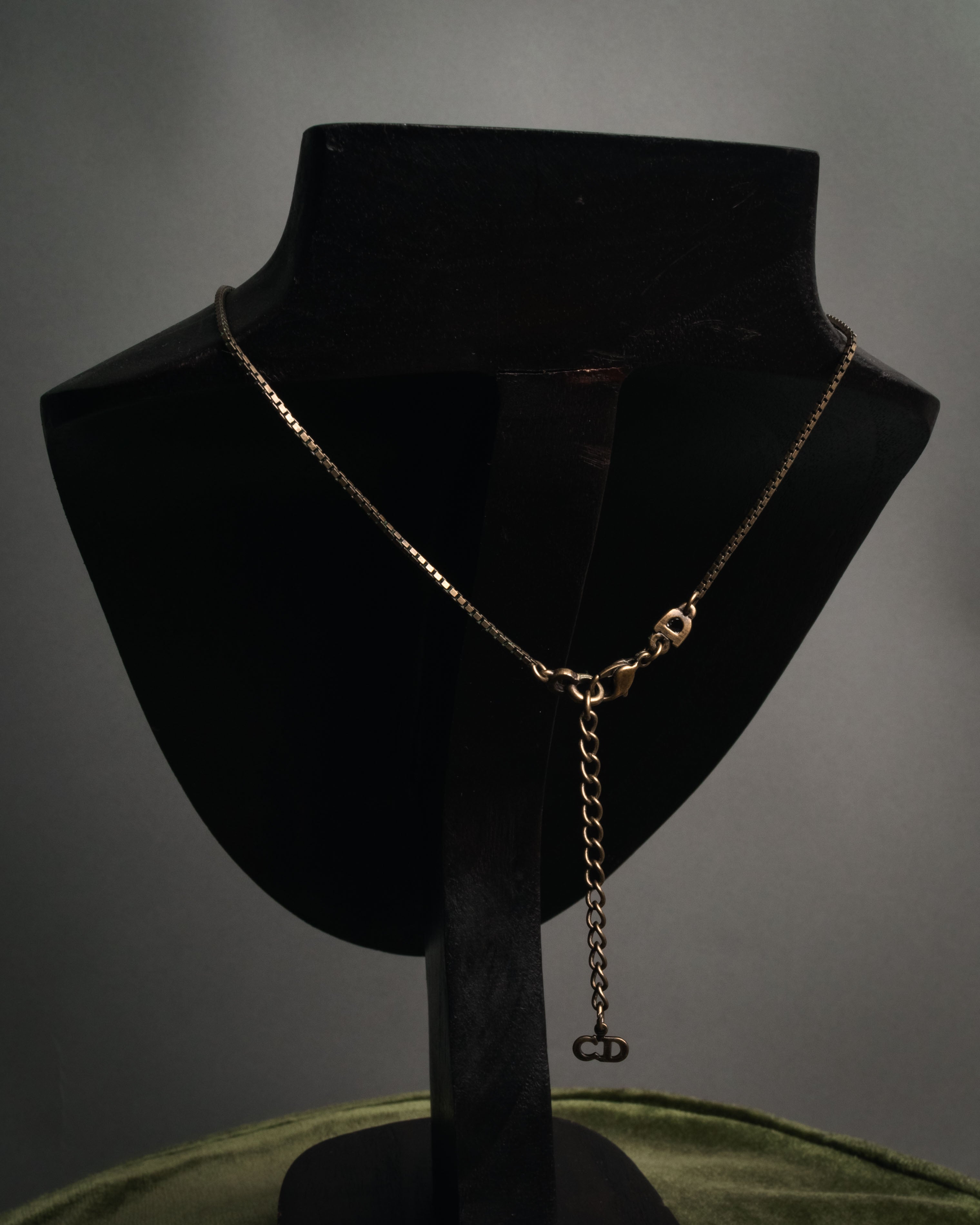 “Christian Dior” 90’s-00’s Antique gold botanical pendant necklace