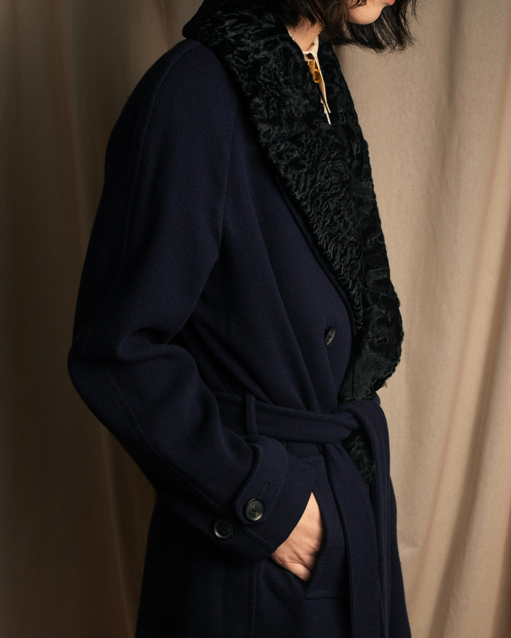 -SPECIAL- "CARUSO"
 Fur collar design belted melton coat