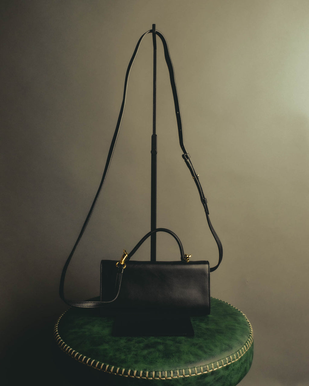 "Salvatore Ferragamo" 2010's Classic Gancini top handle shoulder bag