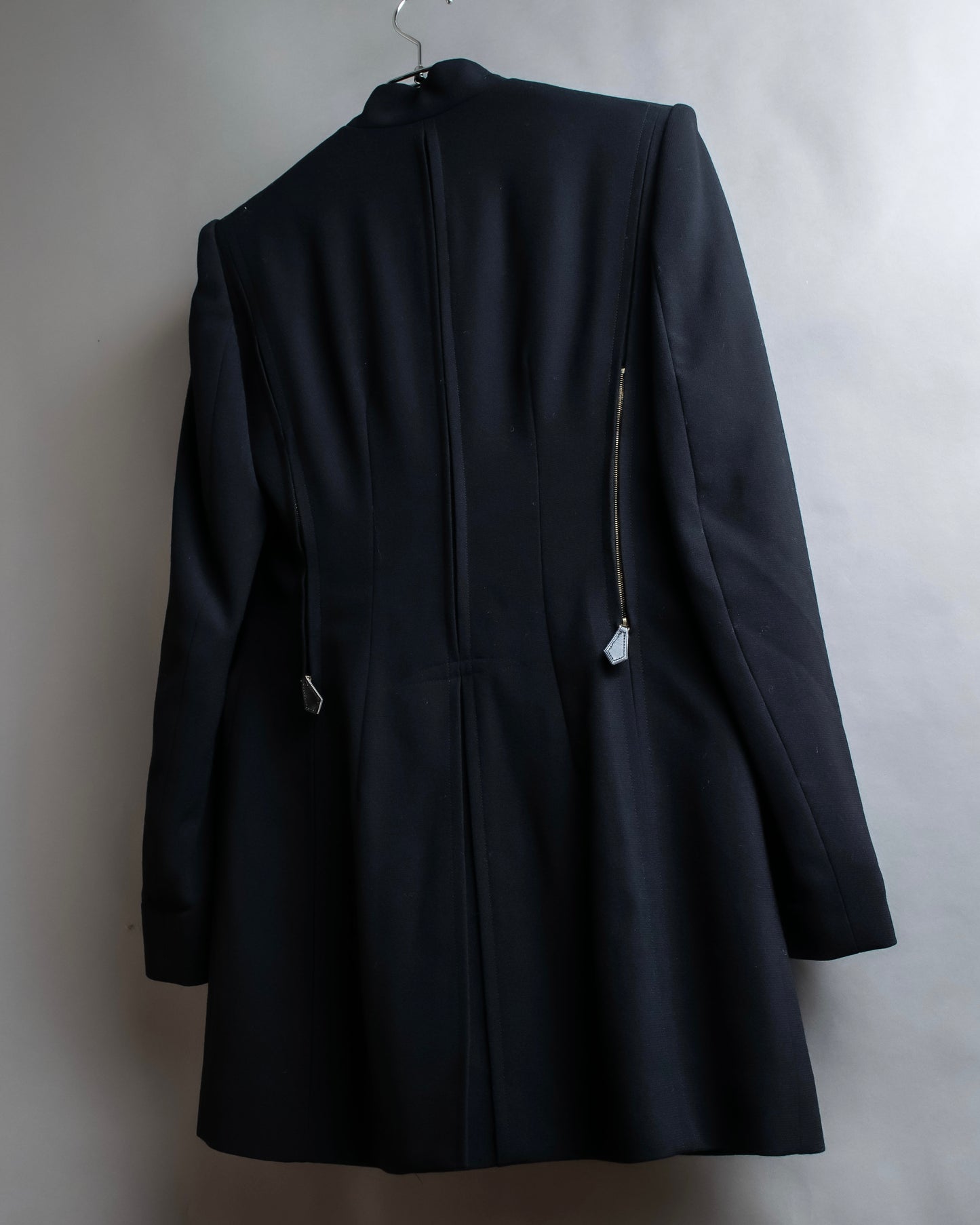 "HERMES" Darted shape no collar back zip jacket