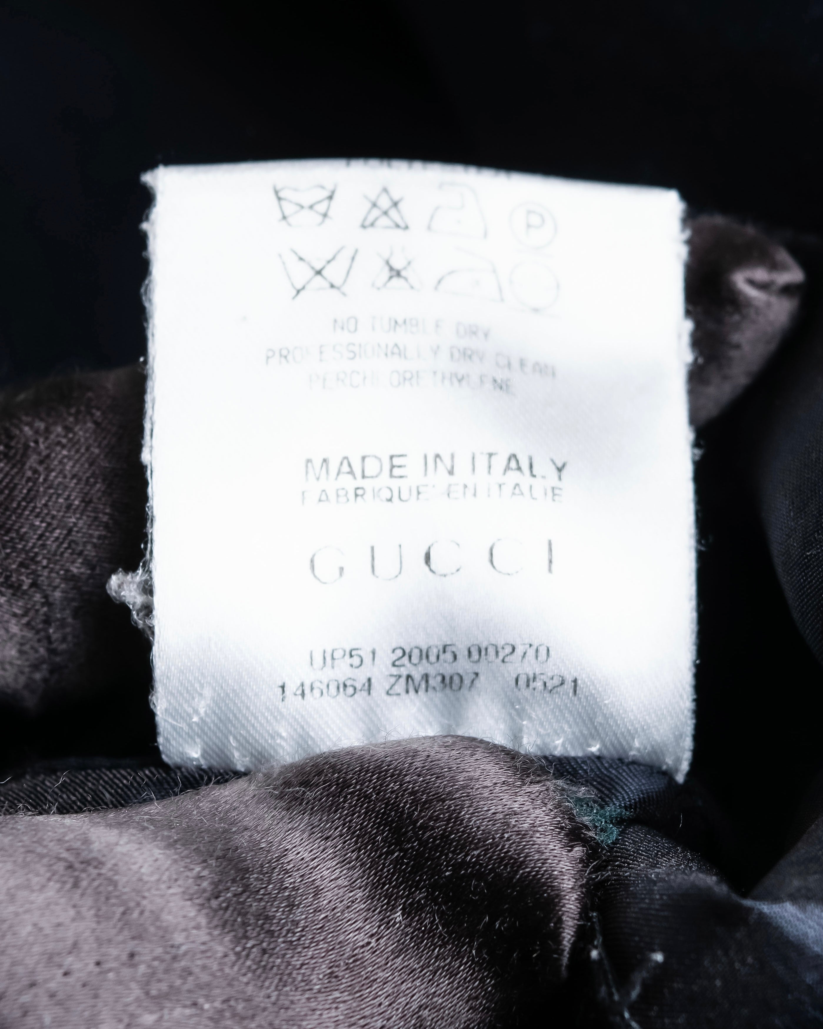 "GUCCI" Shawl collar glossy black jacket