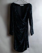 "Yves Saint Laurent Rive Gauche"
Draped neckline crushed velour dress