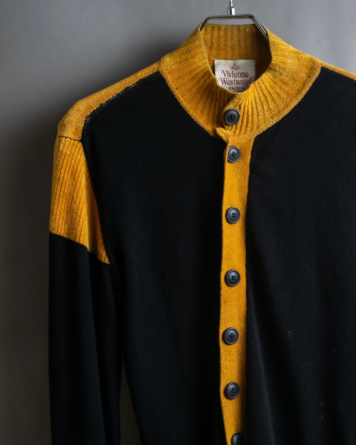 "Vivienne Westwood" Two-tone ribbed switching cardigan