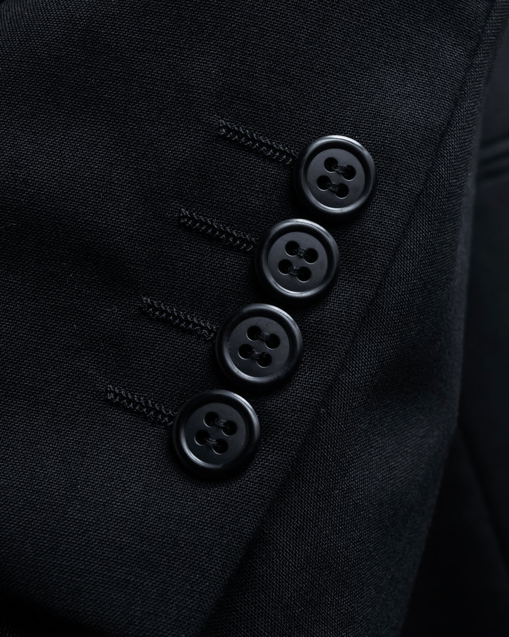 "YVES SAINT LAURENT" Straight tailoring design set up