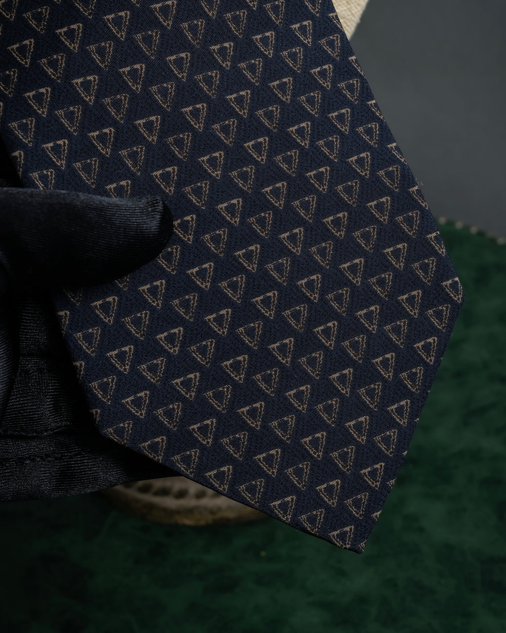 "ARMANI COLLEZIONI" Repeated triangle motif silk neck tie