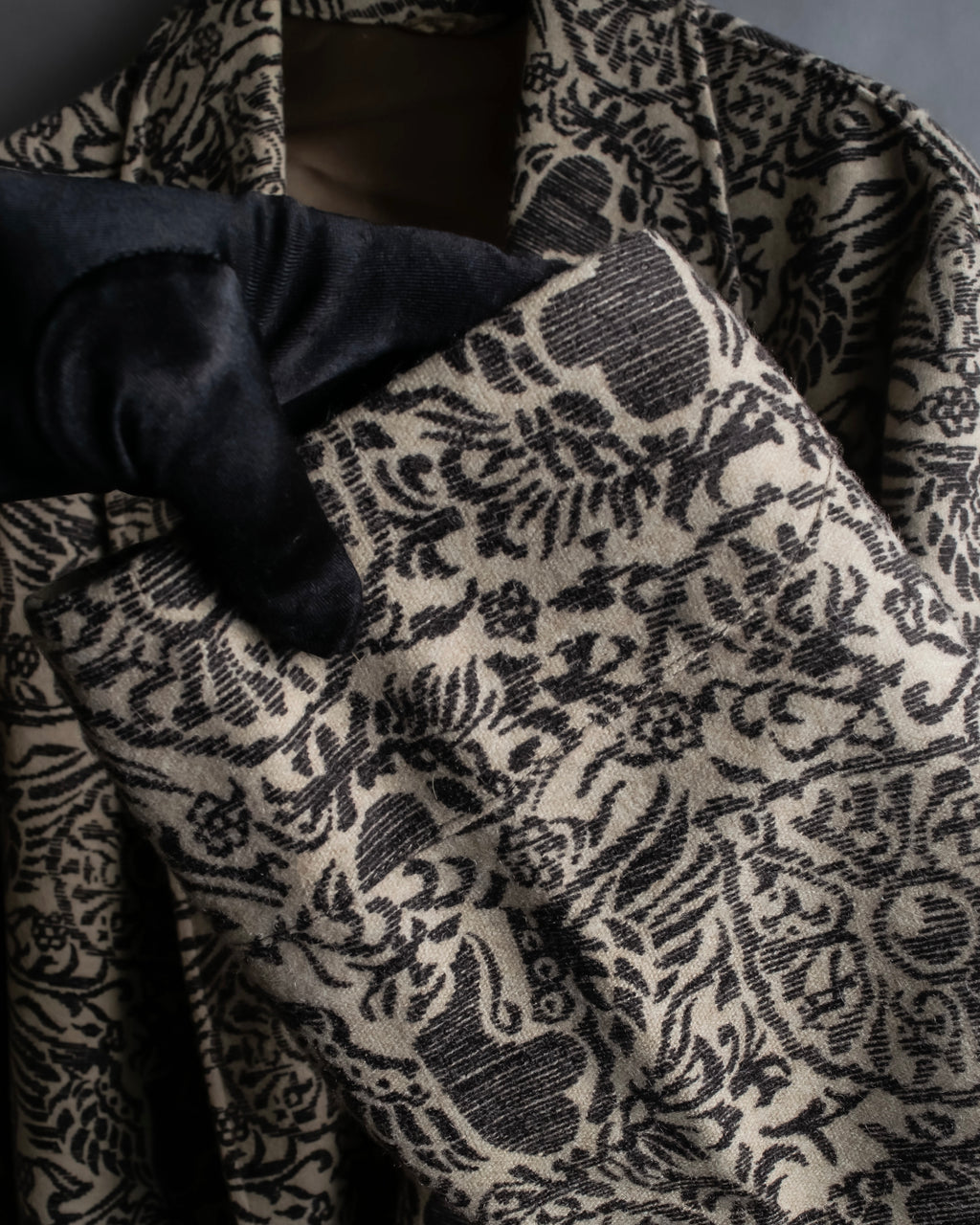 Vintage gobelin oversized gown coat