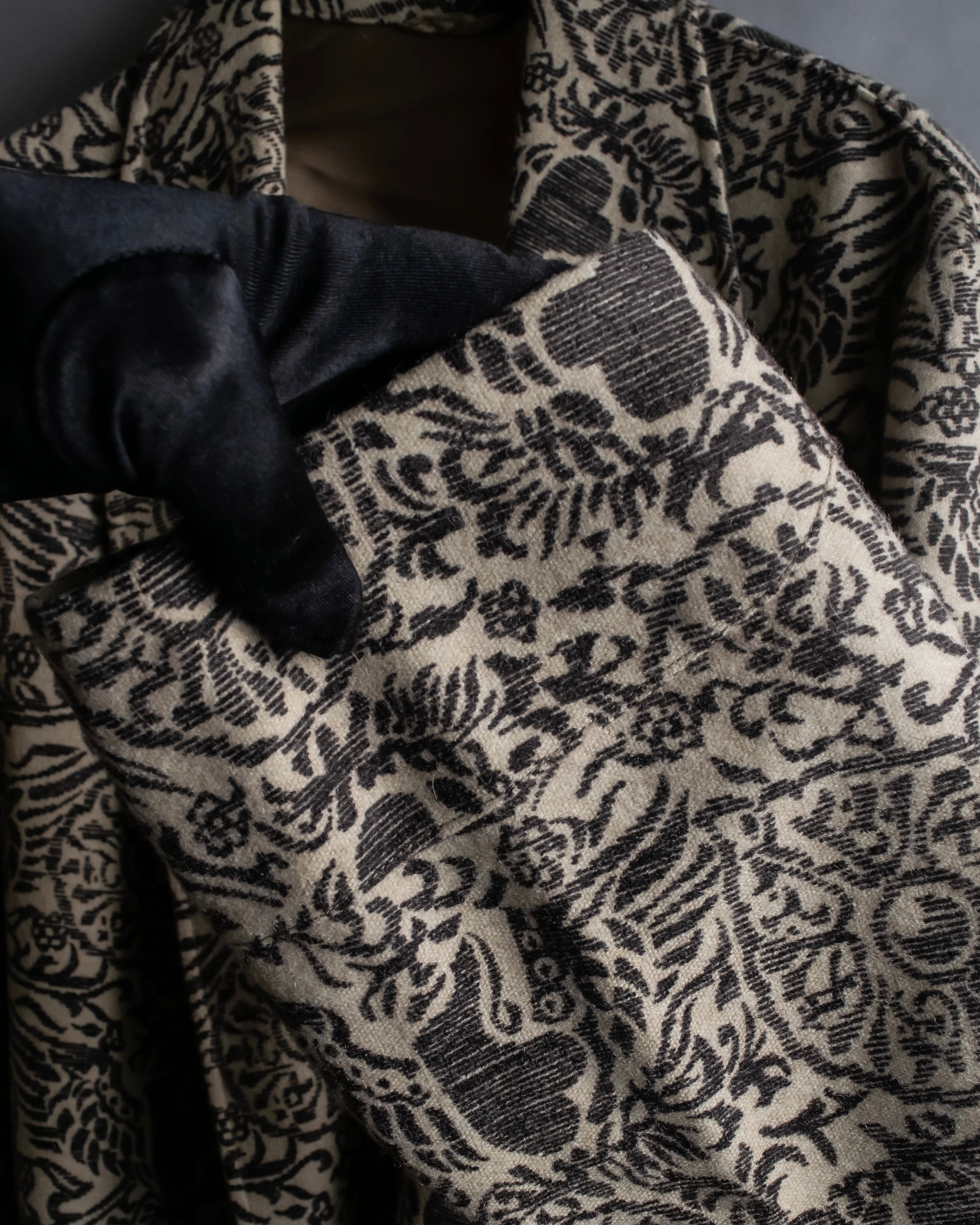 Vintage gobelin oversized gown coat