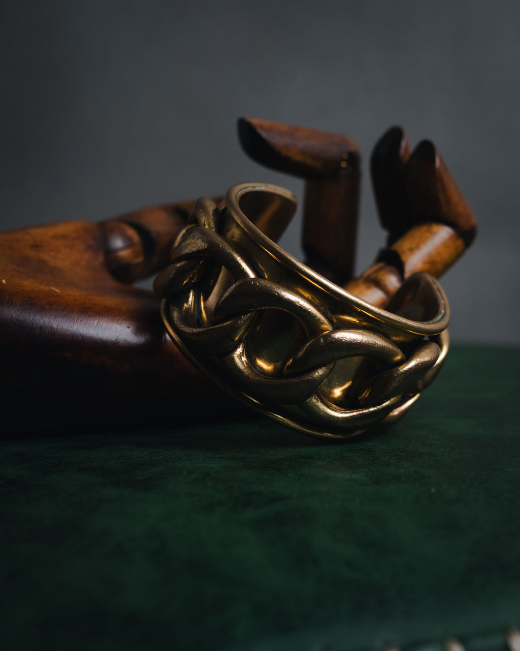 –SPECIAL– "CHANEL" 80’s-90’s Iconic gourmette chain cuff bangle