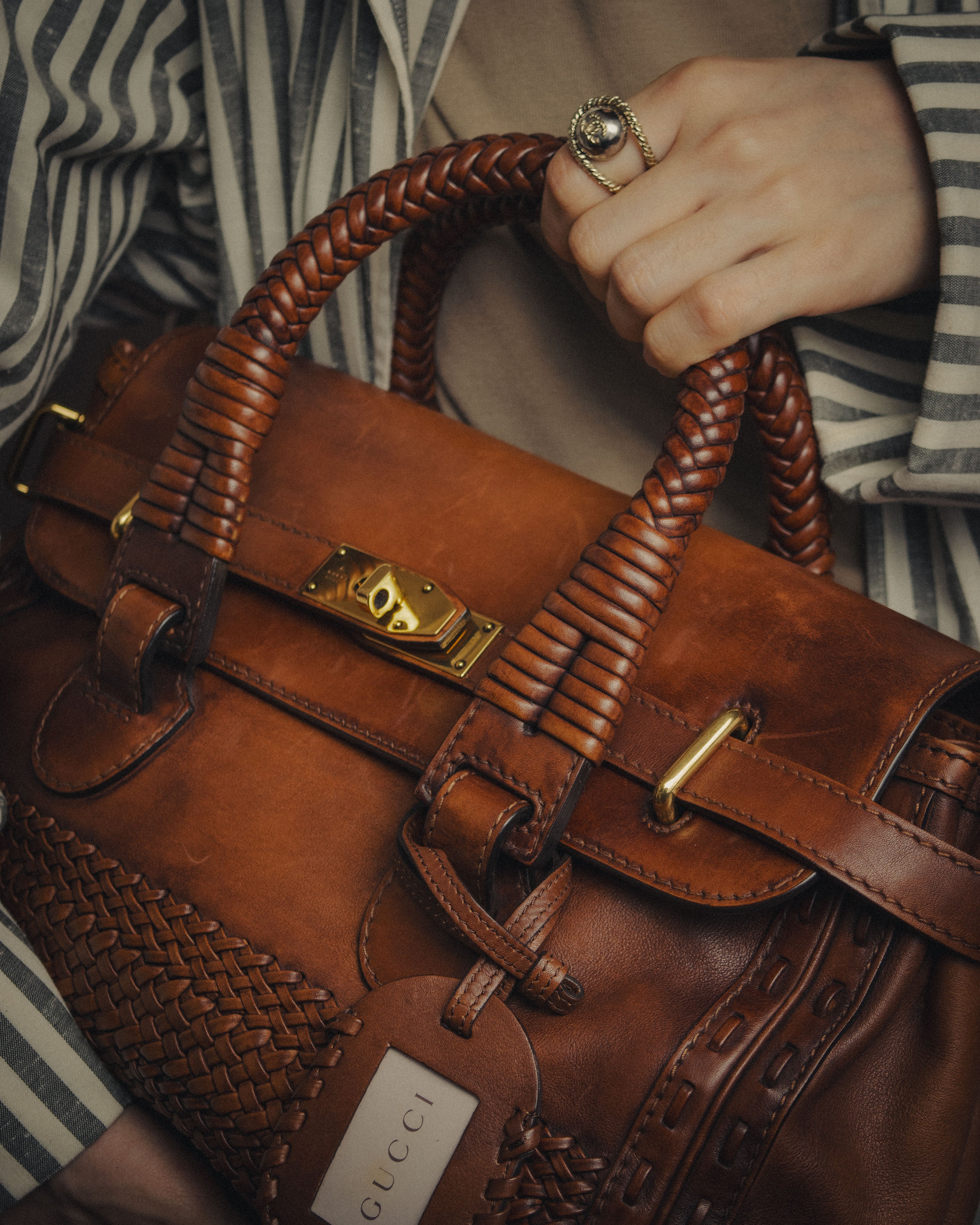 -SPECIAL- “GUCCI” 2016-2021 Archive inspired braided leather top handle bag