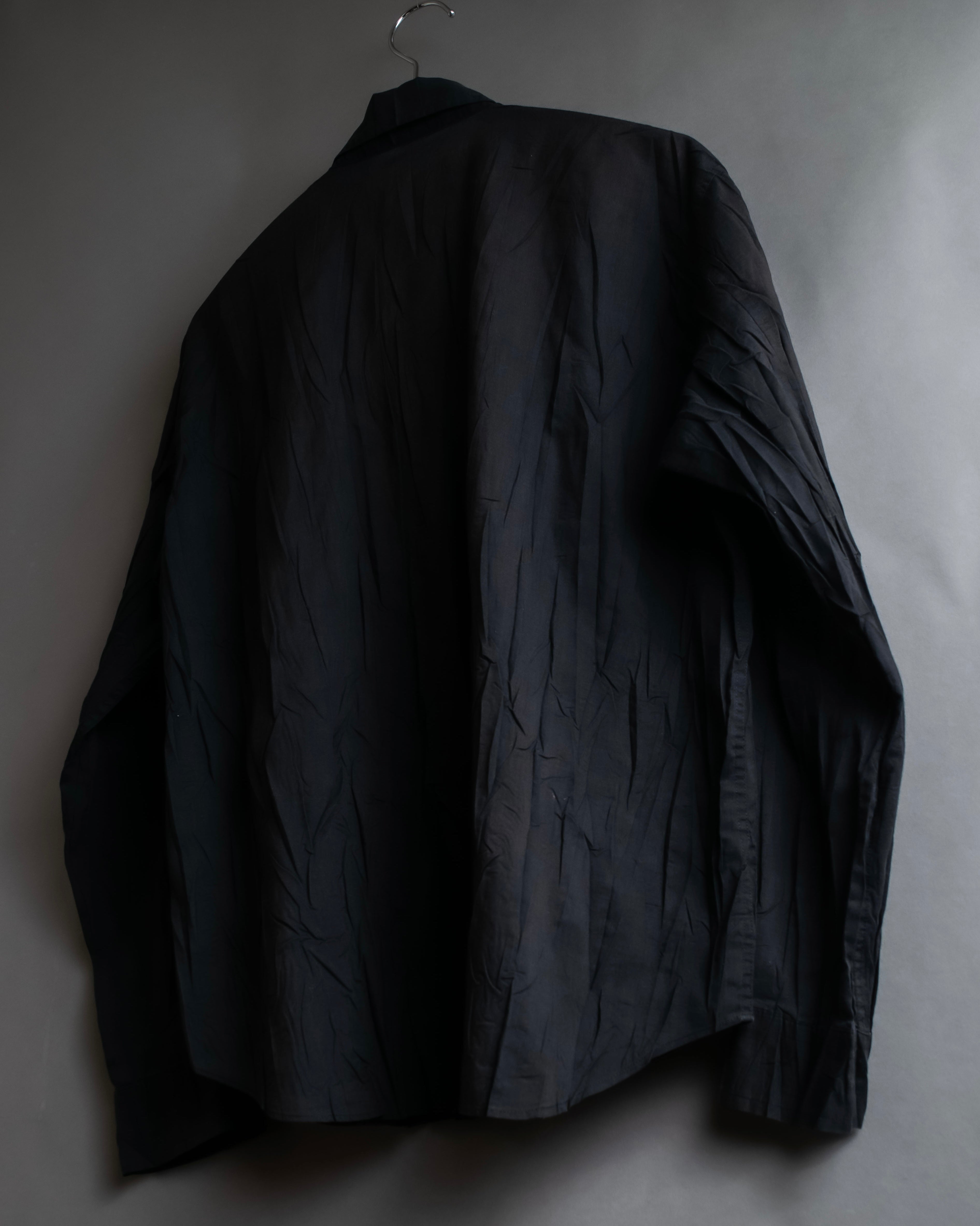 "PLEATS PLEASE ISSEY MIYAKE"
 Irregularly washed shirt jacket