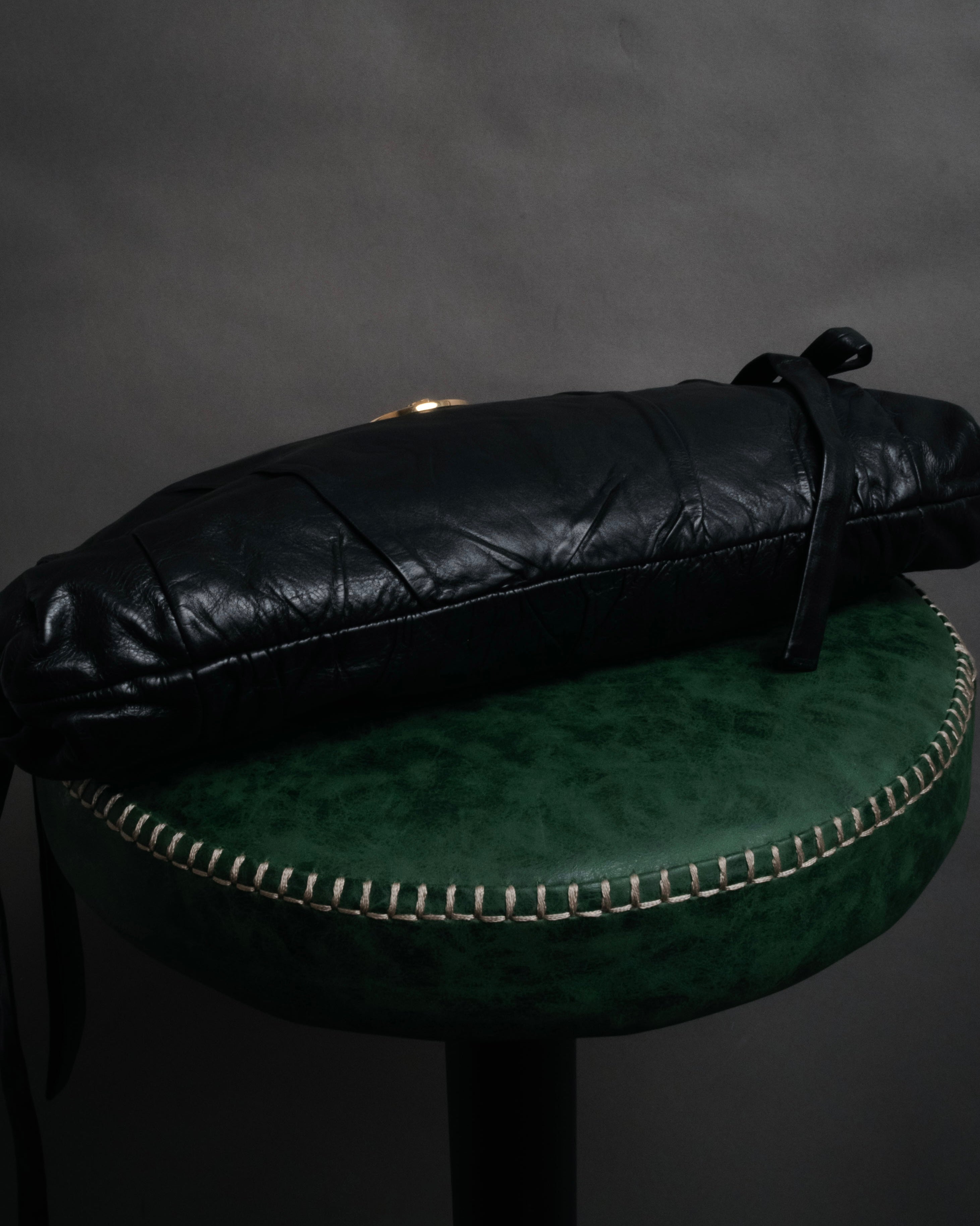 “GUCCI” 2007-2012 Crest emblem soft leather bag