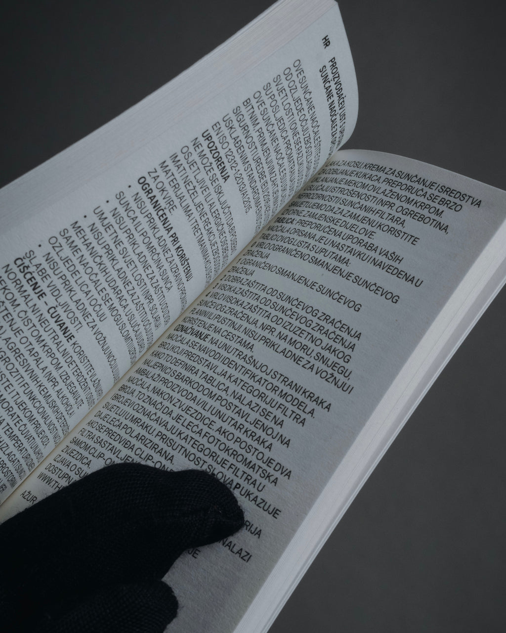 "CELINE" 2021-2024 triomphe metal temple acetate sunglasses