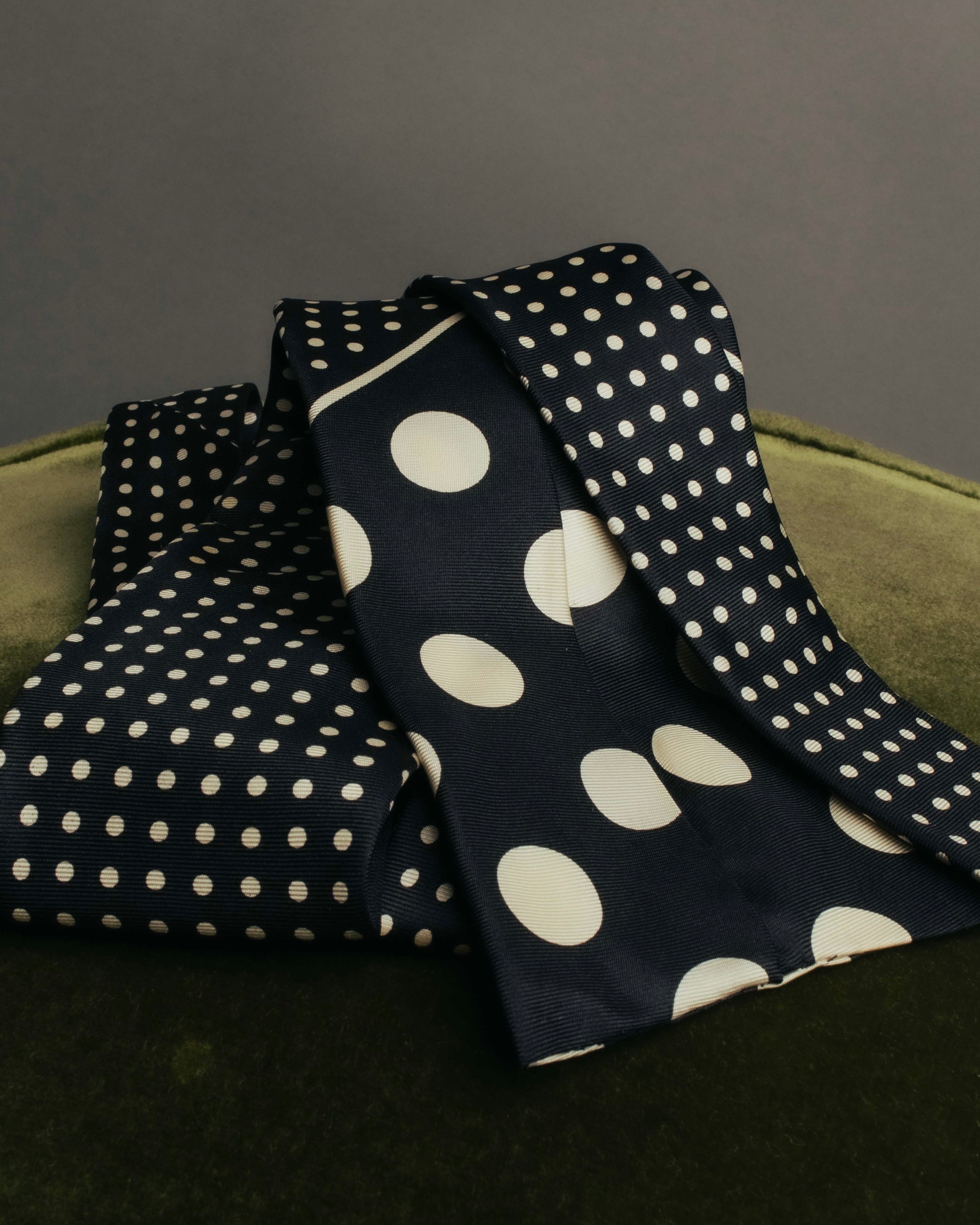 "Jean Paul Gaultier Paris" 90's-00's Graphic dotted silk neck scarf