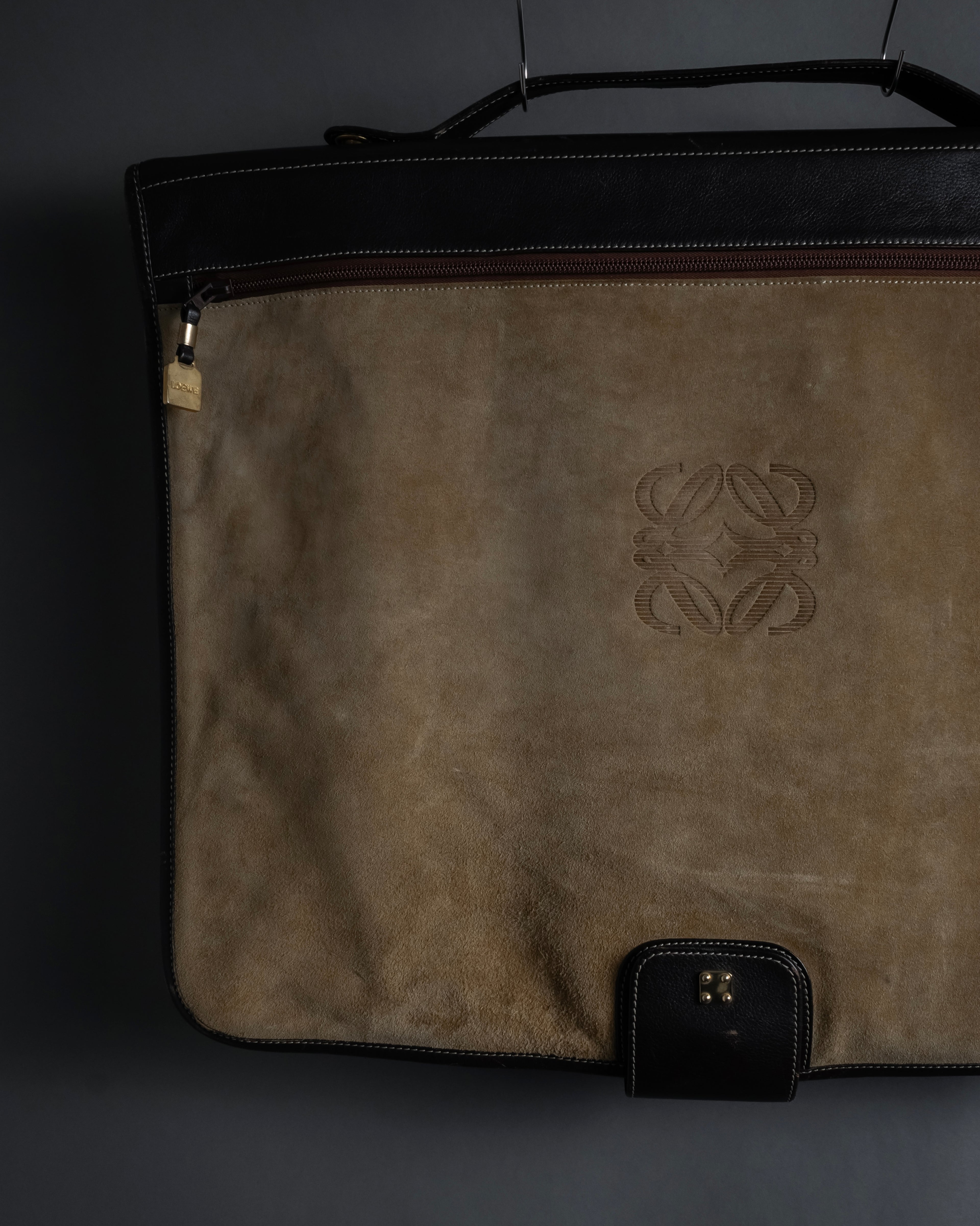 "LOEWE" 80's-90's Logo engraved suede leather combination business bag