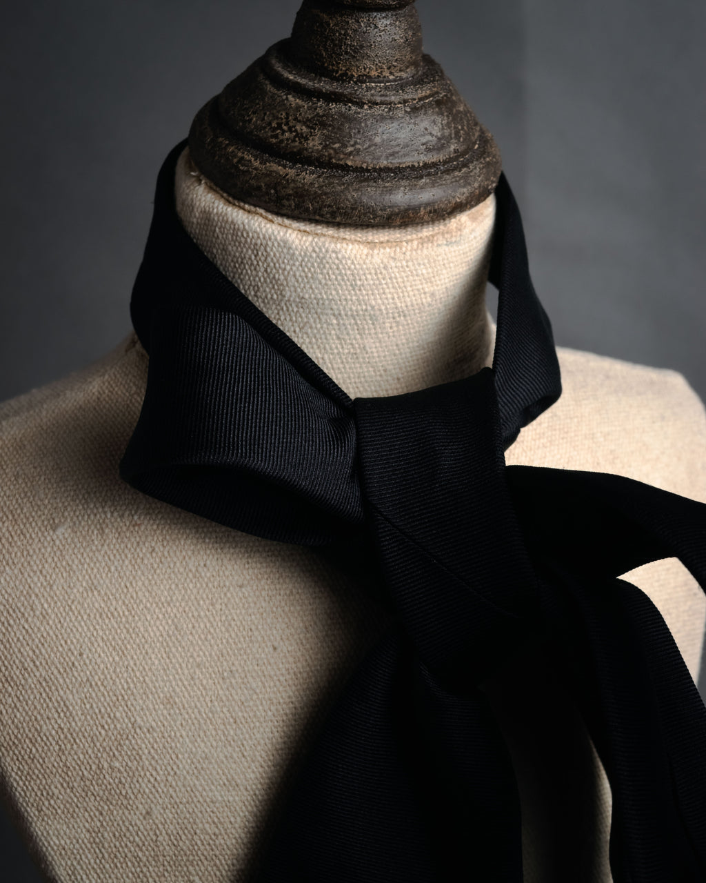 “DIOR” 2019- Logo embroidered narrow tie