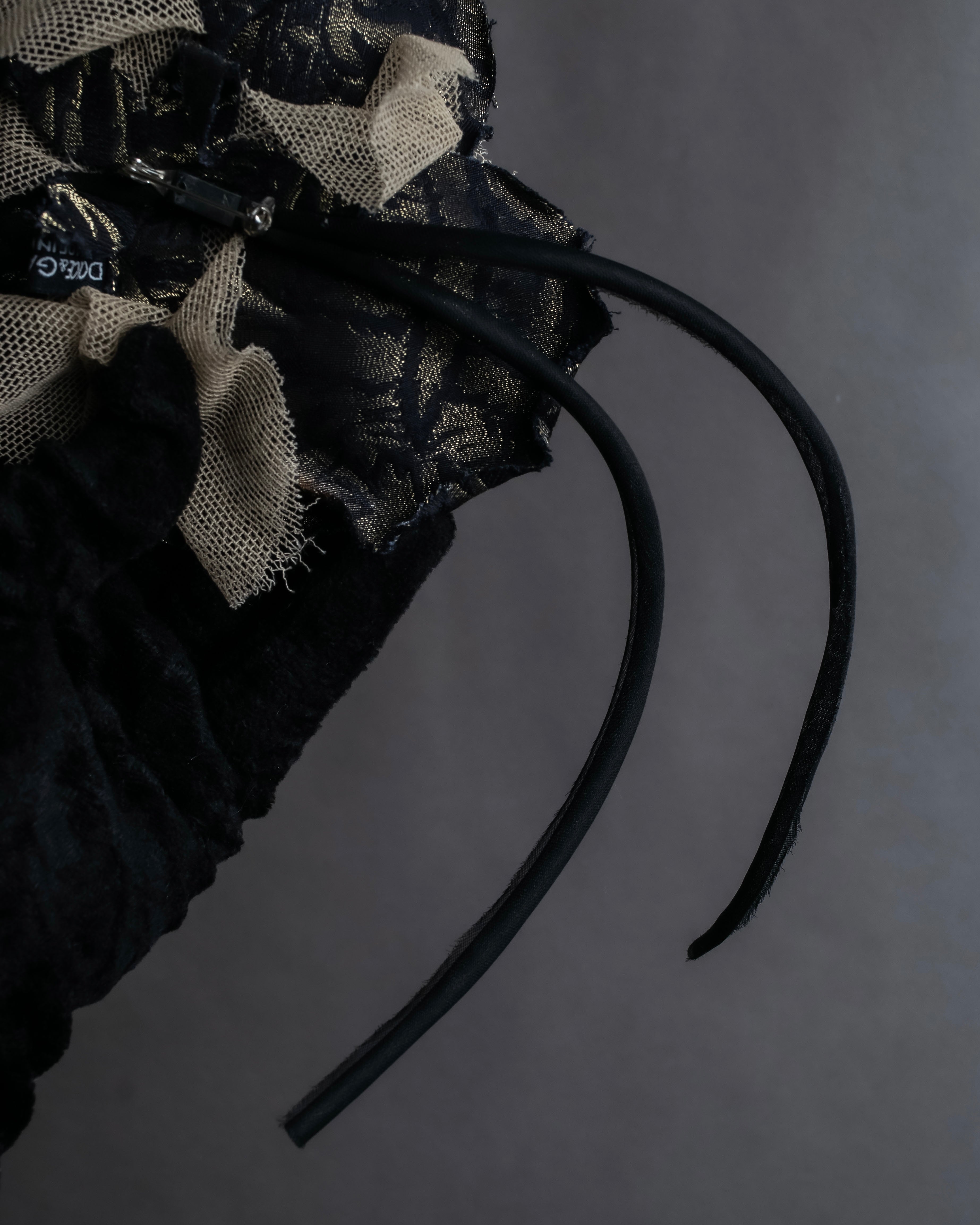 "DOLCE &amp; GABBANA" Flower motif tulle layered brooch